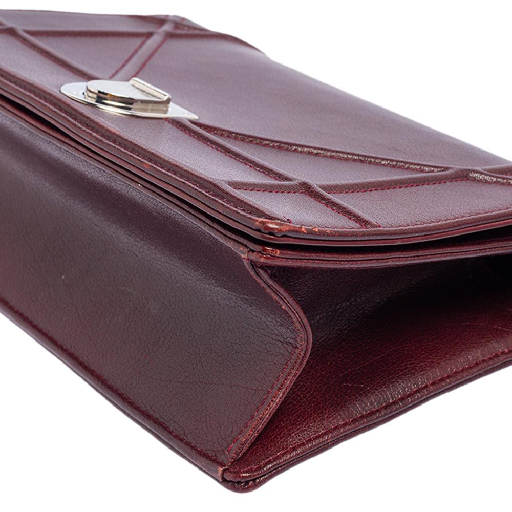 Dior Burgunderfarbene Medium Diorama Umhängetasche aus Leder mit Klappe 1