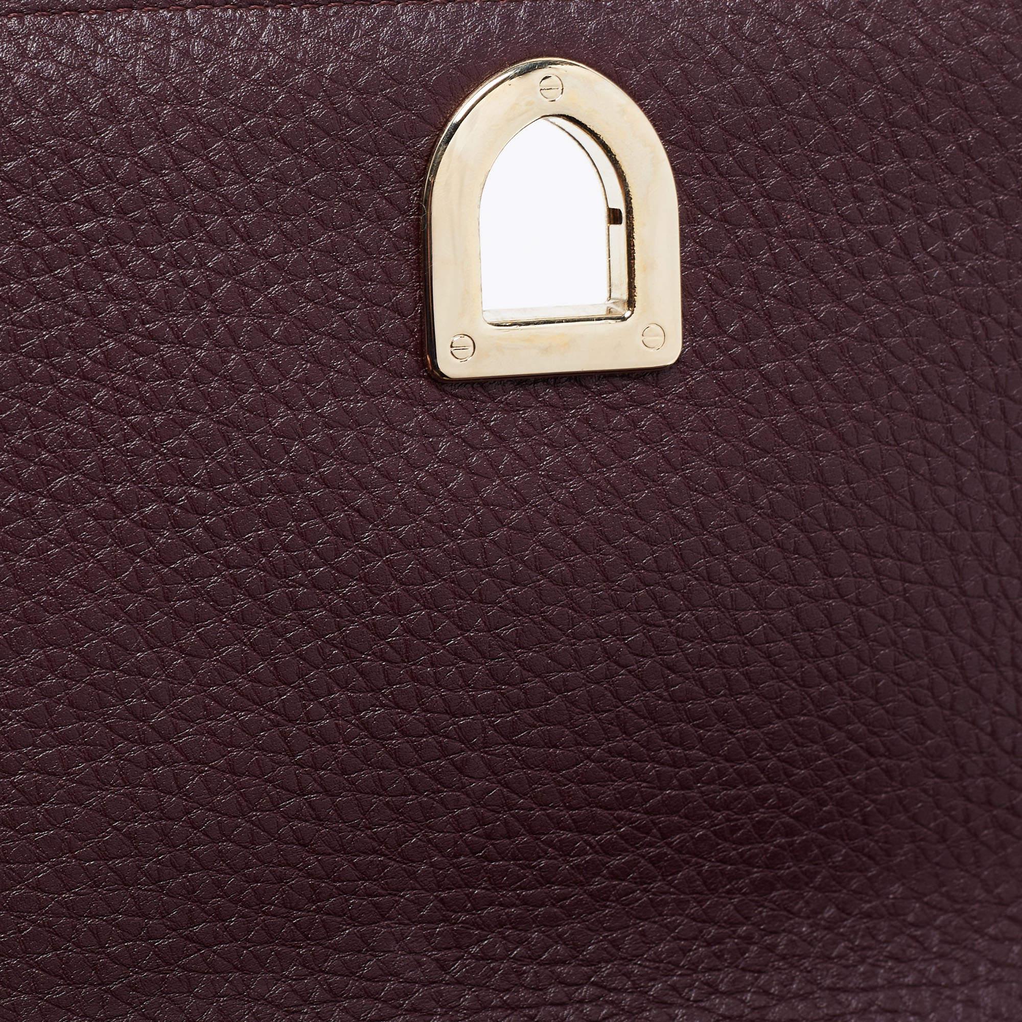 Dior - Petit sac à bandoulière en cuir bourgogne Diorama 5