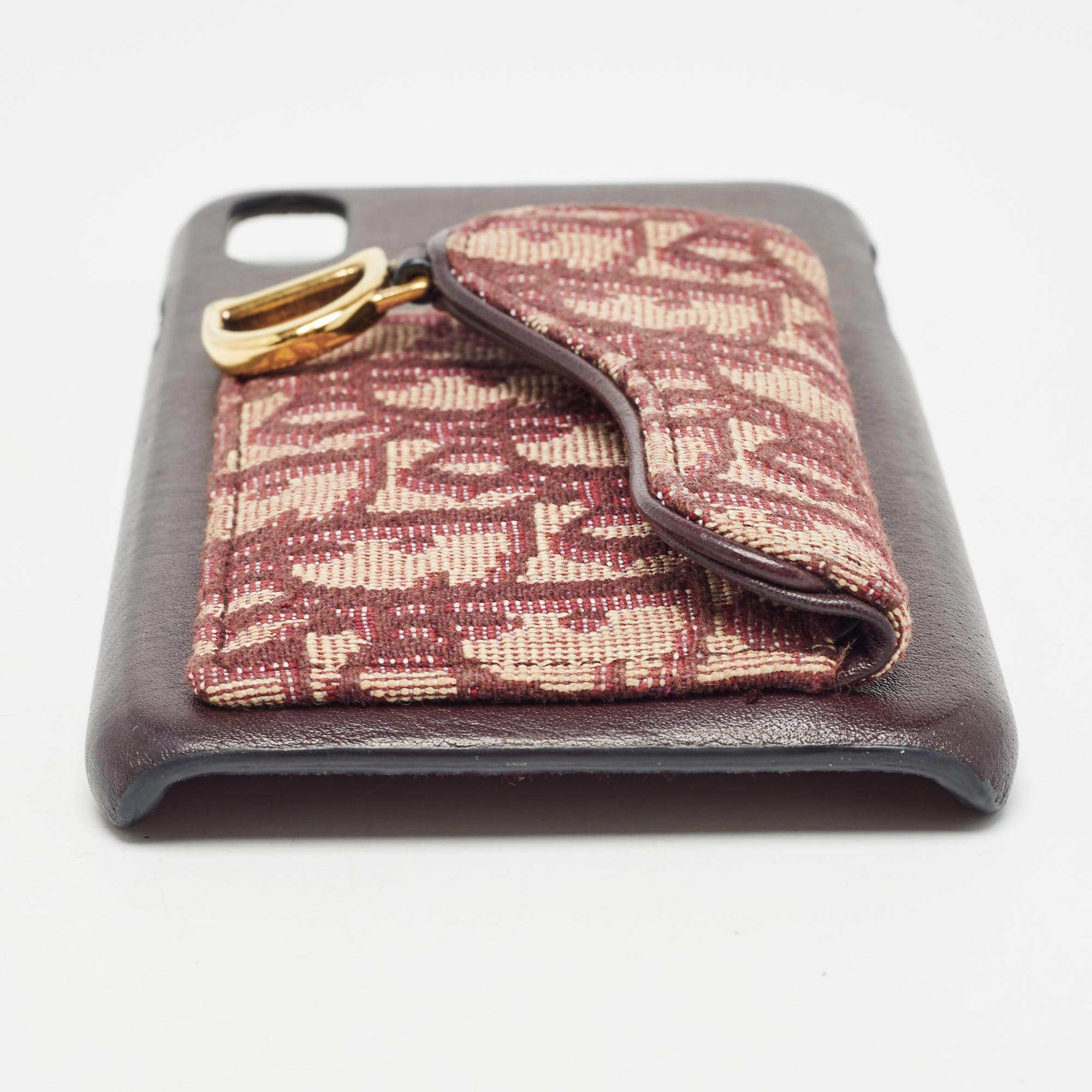 Custodia Dior Burgundy Oblique in tela e pelle per iPhone XS Max In condizioni buone in vendita a Dubai, Al Qouz 2