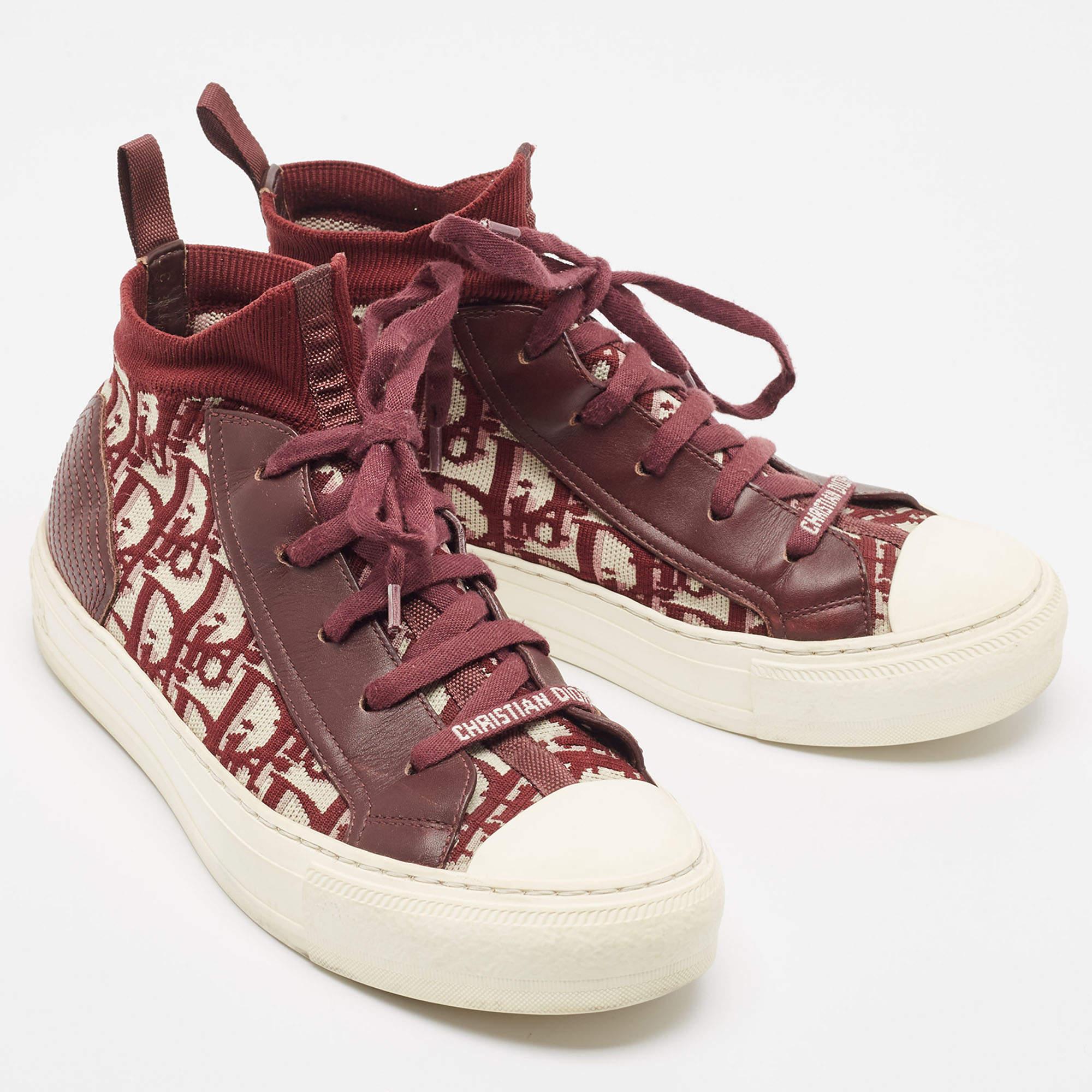 Dior Burgundy Oblique Knit Fabric and Leather Walk'n'Dior Sneakers Size 38.5 In Fair Condition In Dubai, Al Qouz 2