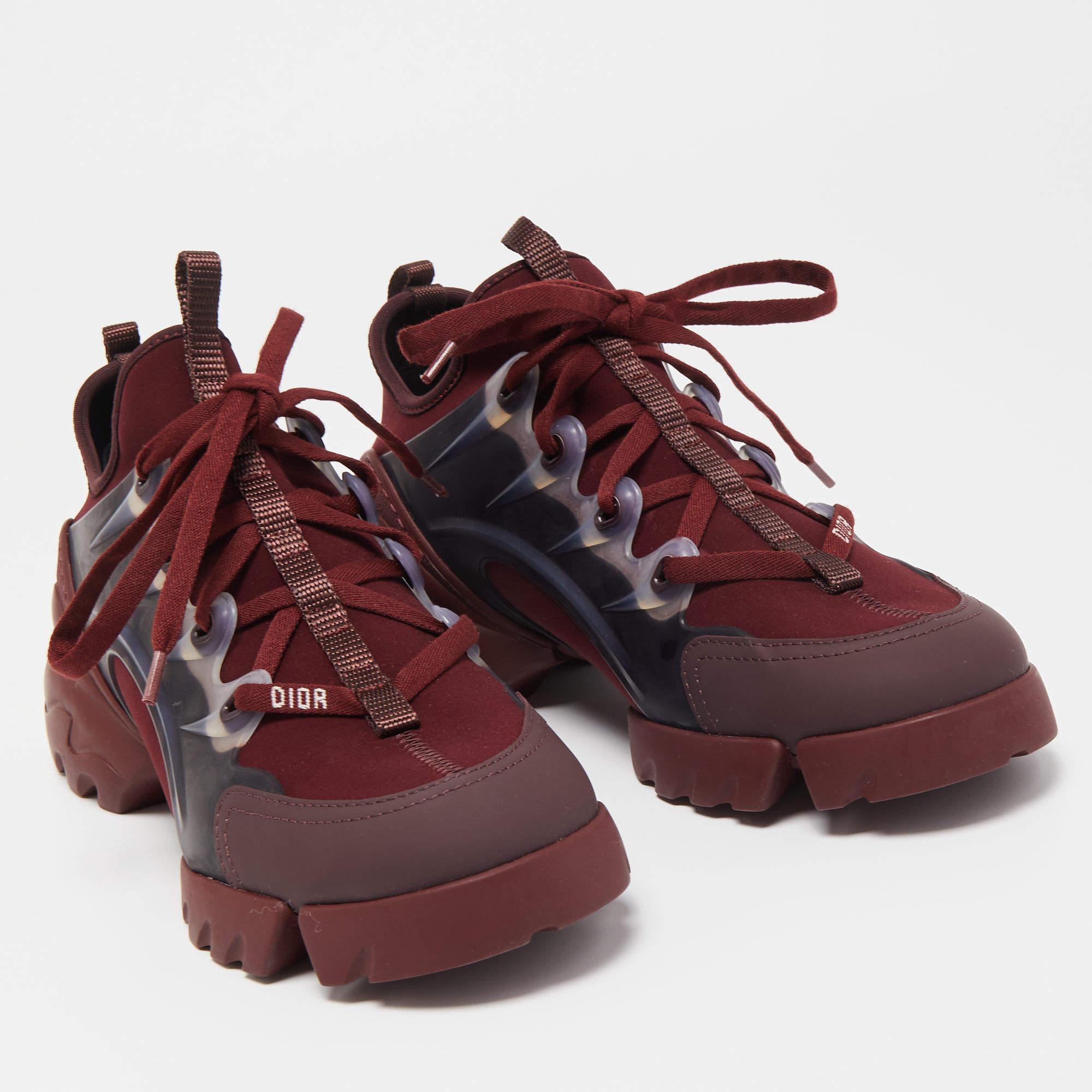 Dior Burgundy PVC and Fabric D-Connect Sneakers  In New Condition In Dubai, Al Qouz 2