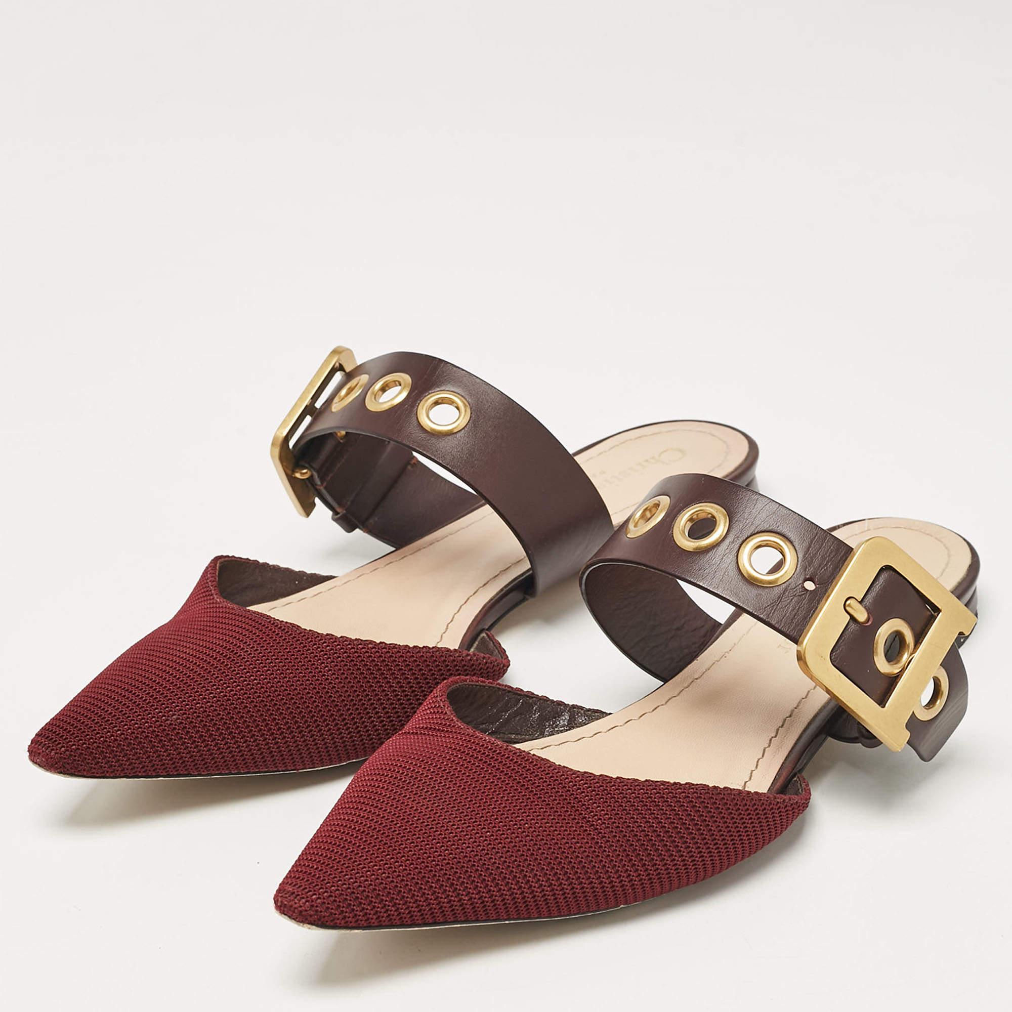 Frame your feet with these Dior flat mules. Created using the best materials  the flats are perfect with short  midi  and maxi hemlines.