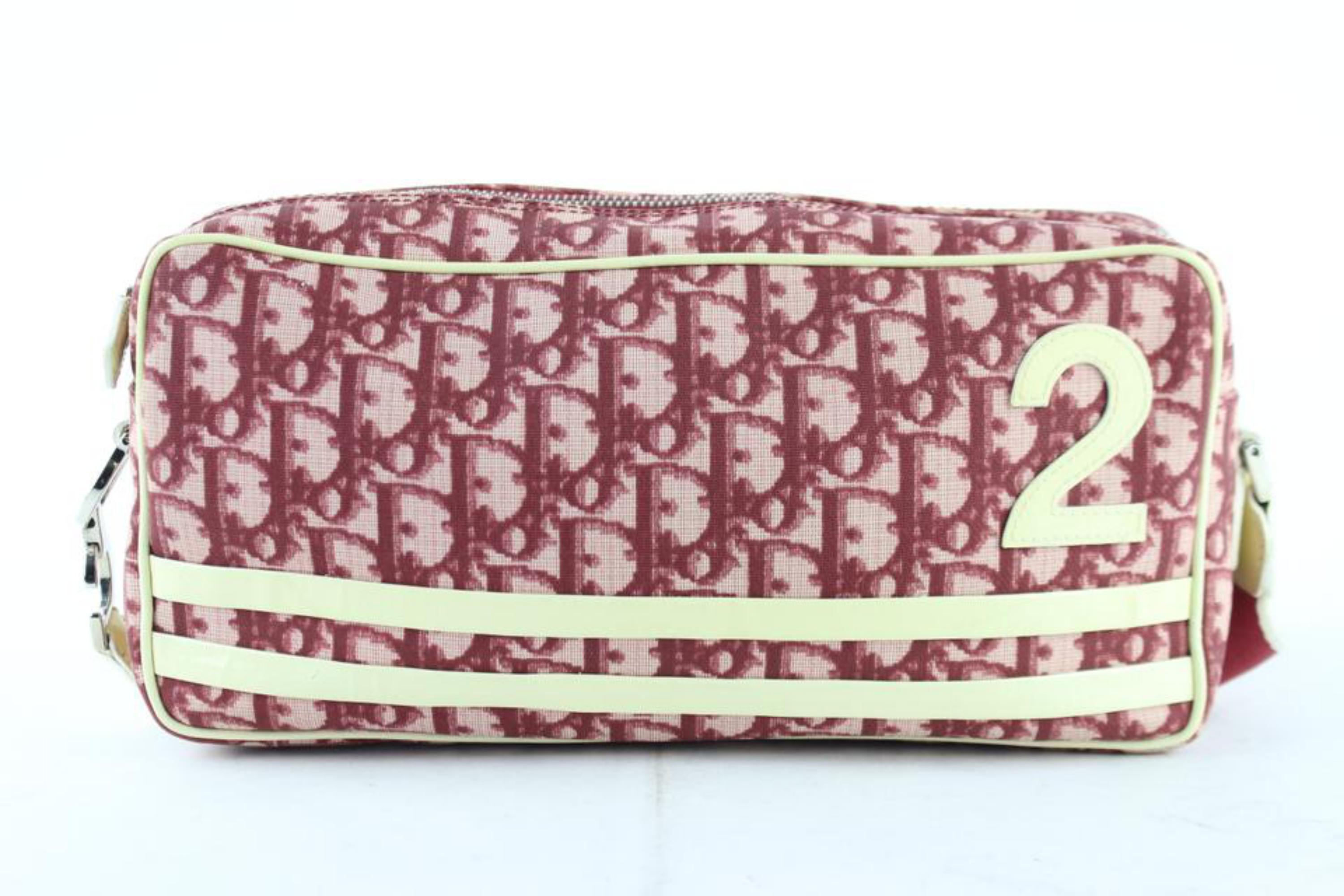 Date Code/Serial Number: MUO051
Made In: Italy 
Measurements: Length: 11