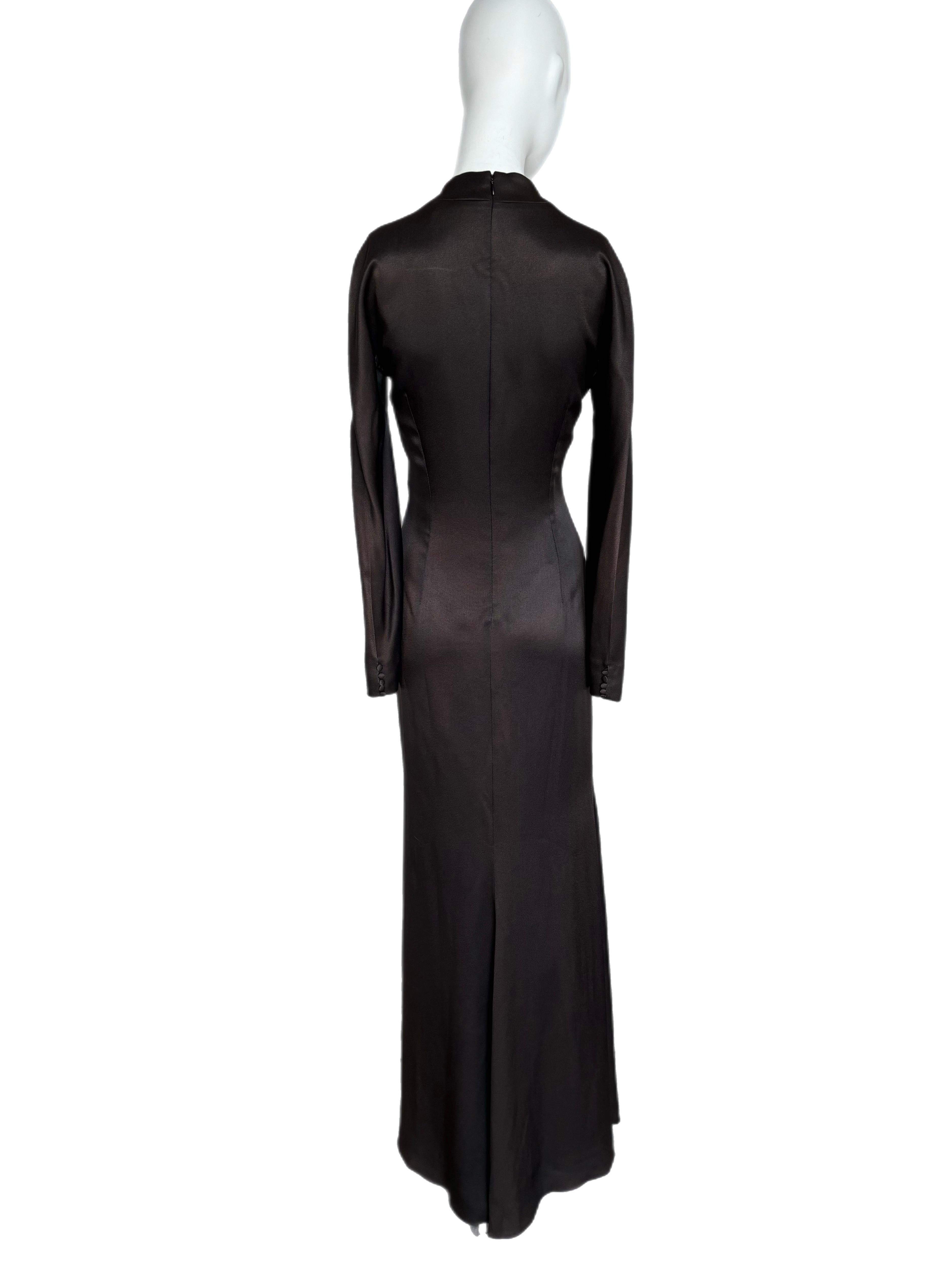 John Galliano for Christian Dior

FW09

Vintage

Taglia F36

Condizioni eccellenti, nessun difetto


Questo colore è favoloso, perché non è nero - è molto più interessante. È di colore scuro, color caffè espresso, e il materiale ha una leggera