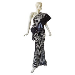 Dior by John Galliano Traje de Pasarela "Elvira" Kabuki Asiático Coleccionistas, Museos