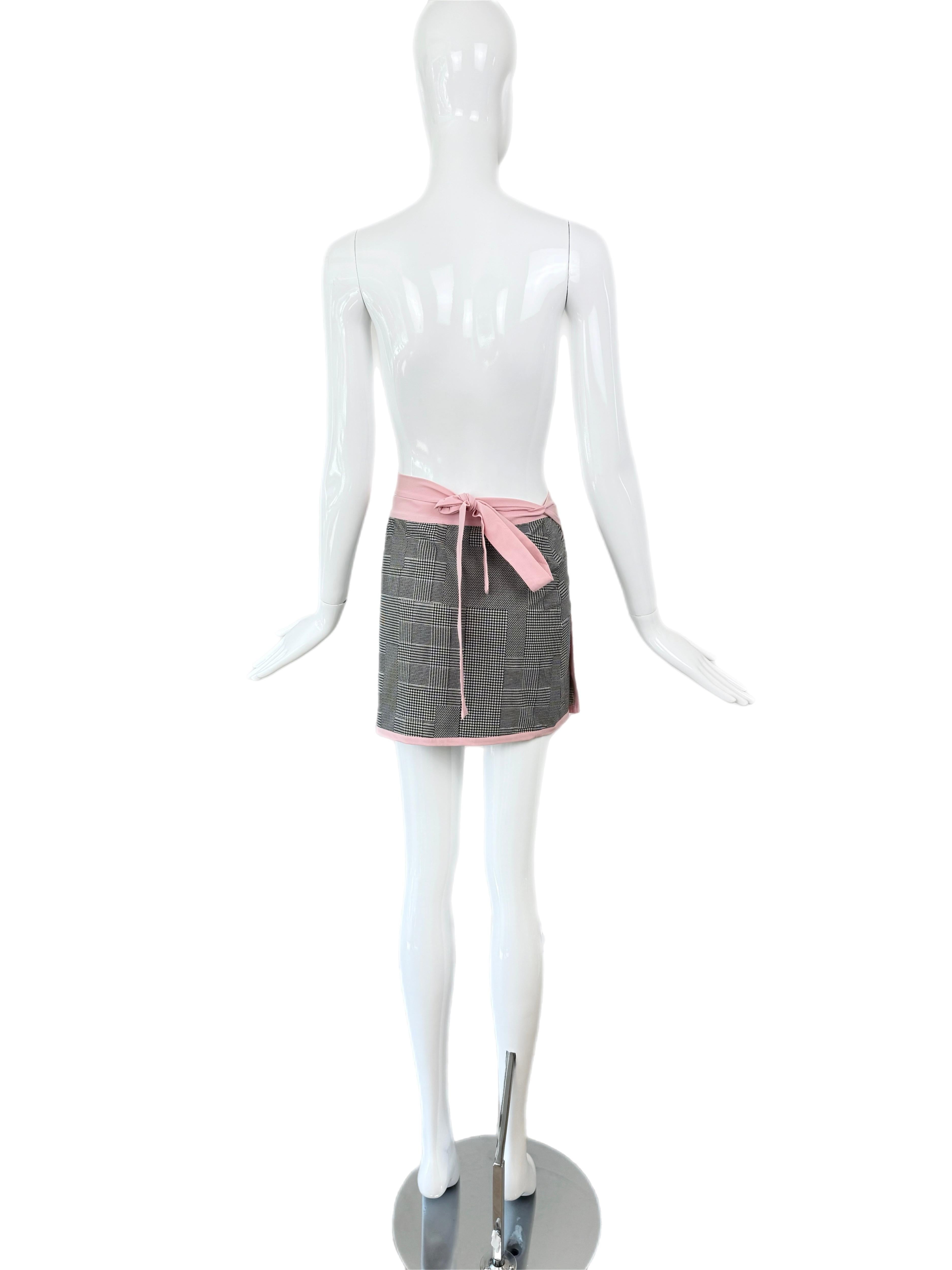 DIOR by JOHN GALLIANO c.'02 Vintage Houndstooth Gingham Cover-Up (Grau) im Angebot