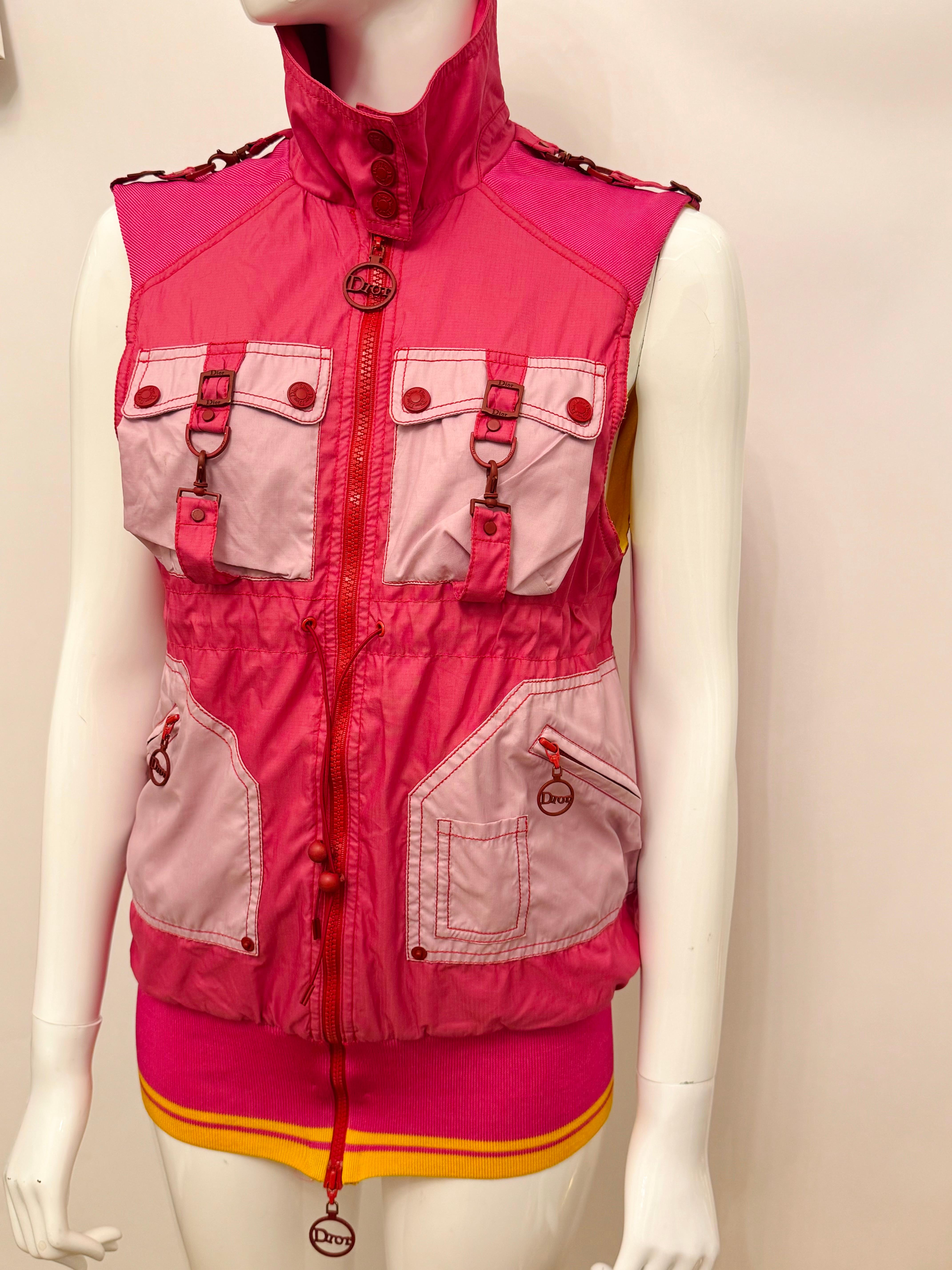 Dior by John Galliano F/W 2004 gilet rose, rouge et jaune en vente 7