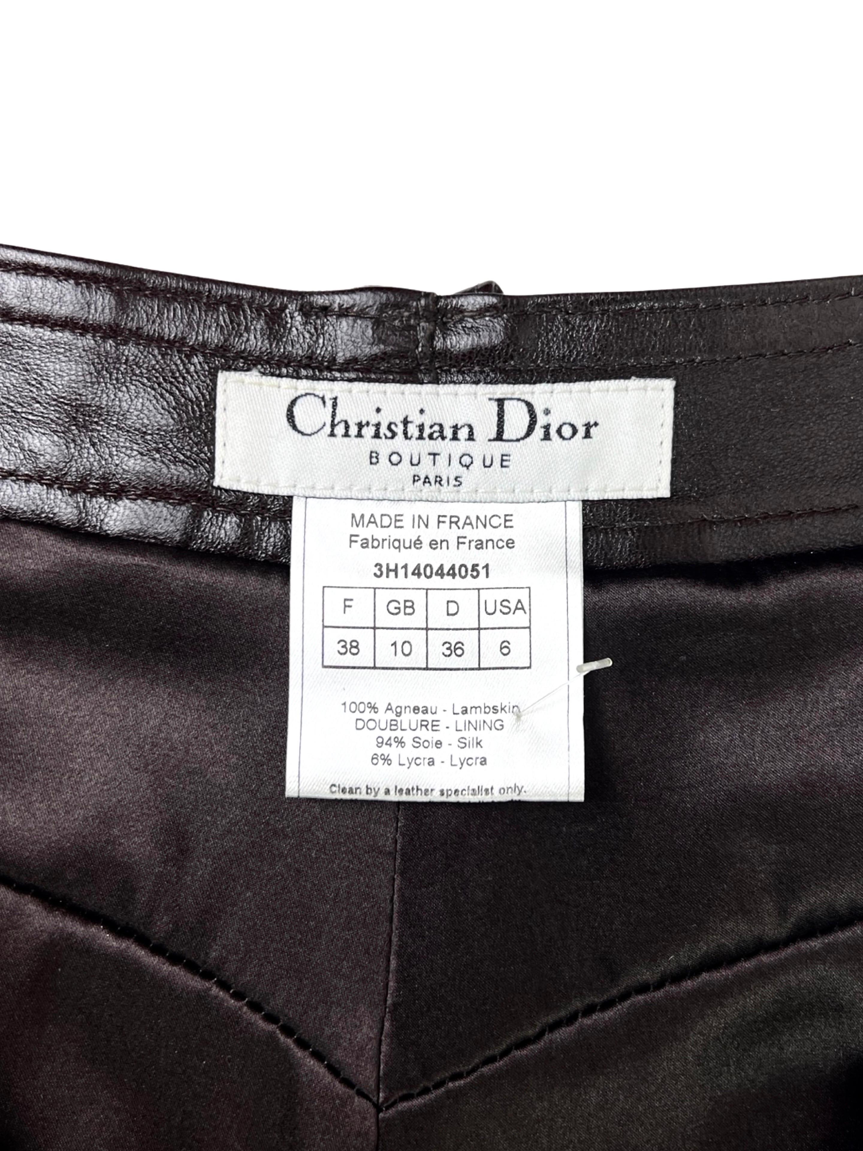 Dior by John Galliano automne 2003 - Pantalon en cuir à lacets couleur chocolat foncé en vente 7