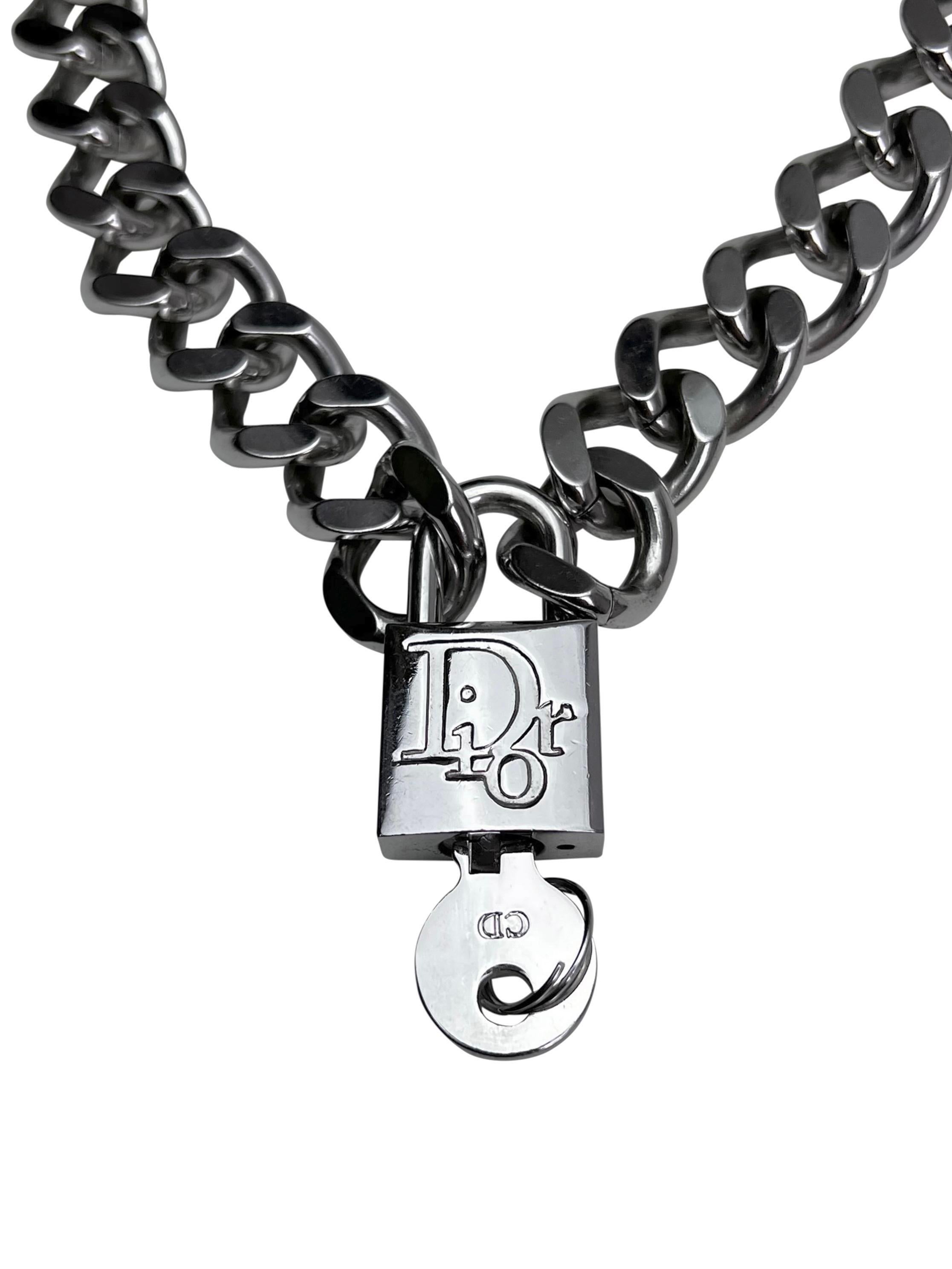 Dior by John Galliano Spring 2001 Haute Couture Show Logo Padlock Chain In Good Condition For Sale In Prague, CZ