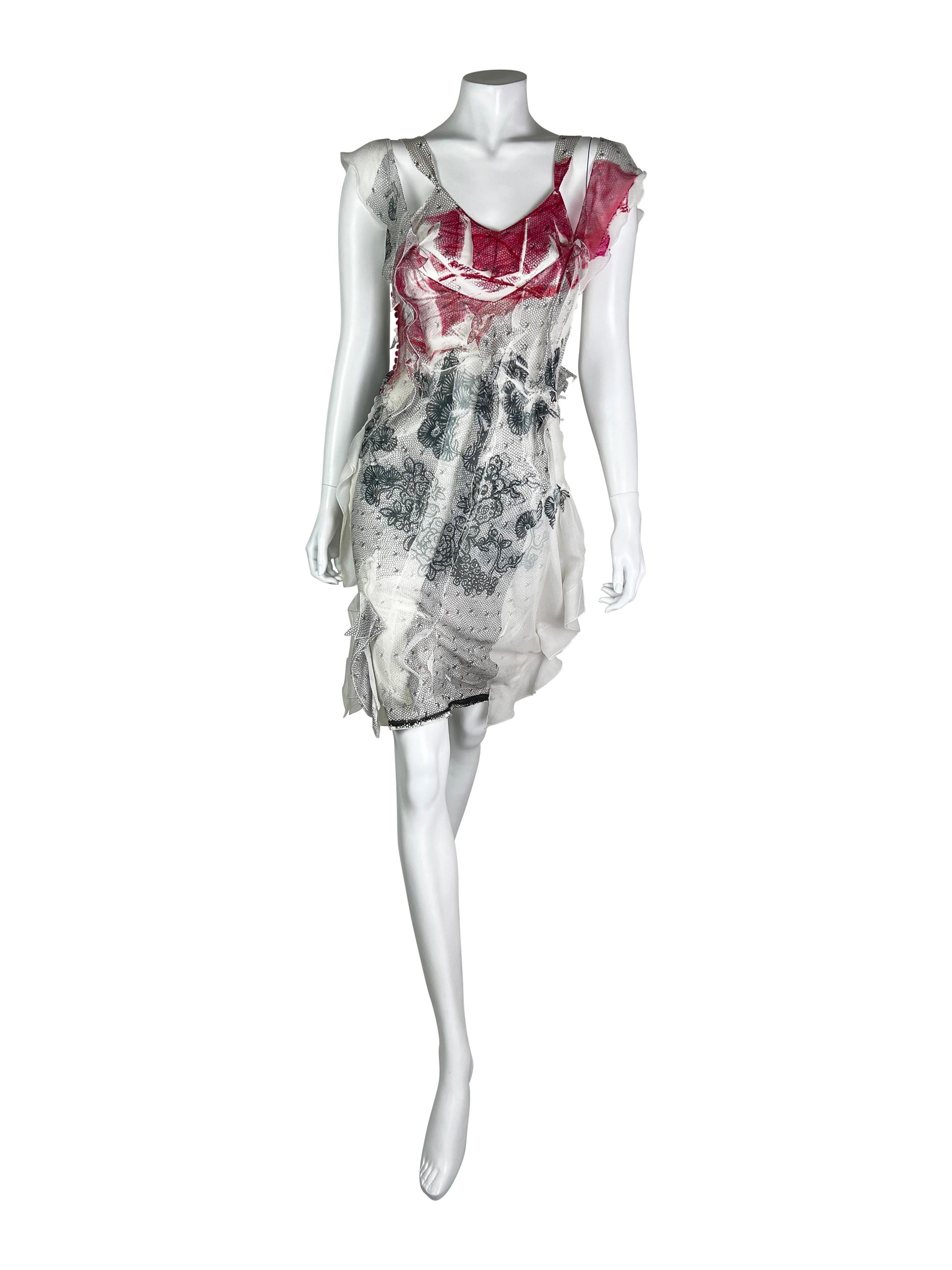 A beautiful layered silk mini dress with a stamped lace print.

Size and composition label is missing, the fit corresponds to FR 36, or XS/S.

Measurements (flay lay on one side):

Armpit to armpit - 41 cm (16 in)
Waist - 33 cm (13 in)
Hips - 46 cm