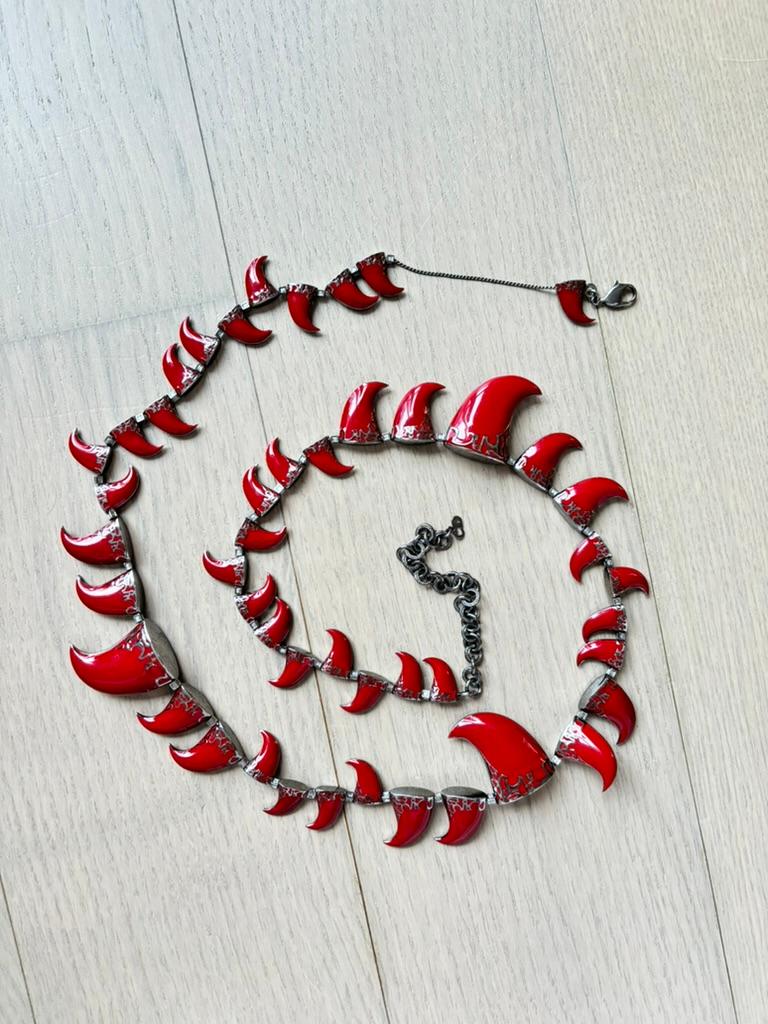 DIOR by JOHN GALLIANO Vintage Red Enamel Tooth Long Necklace Y2K 1