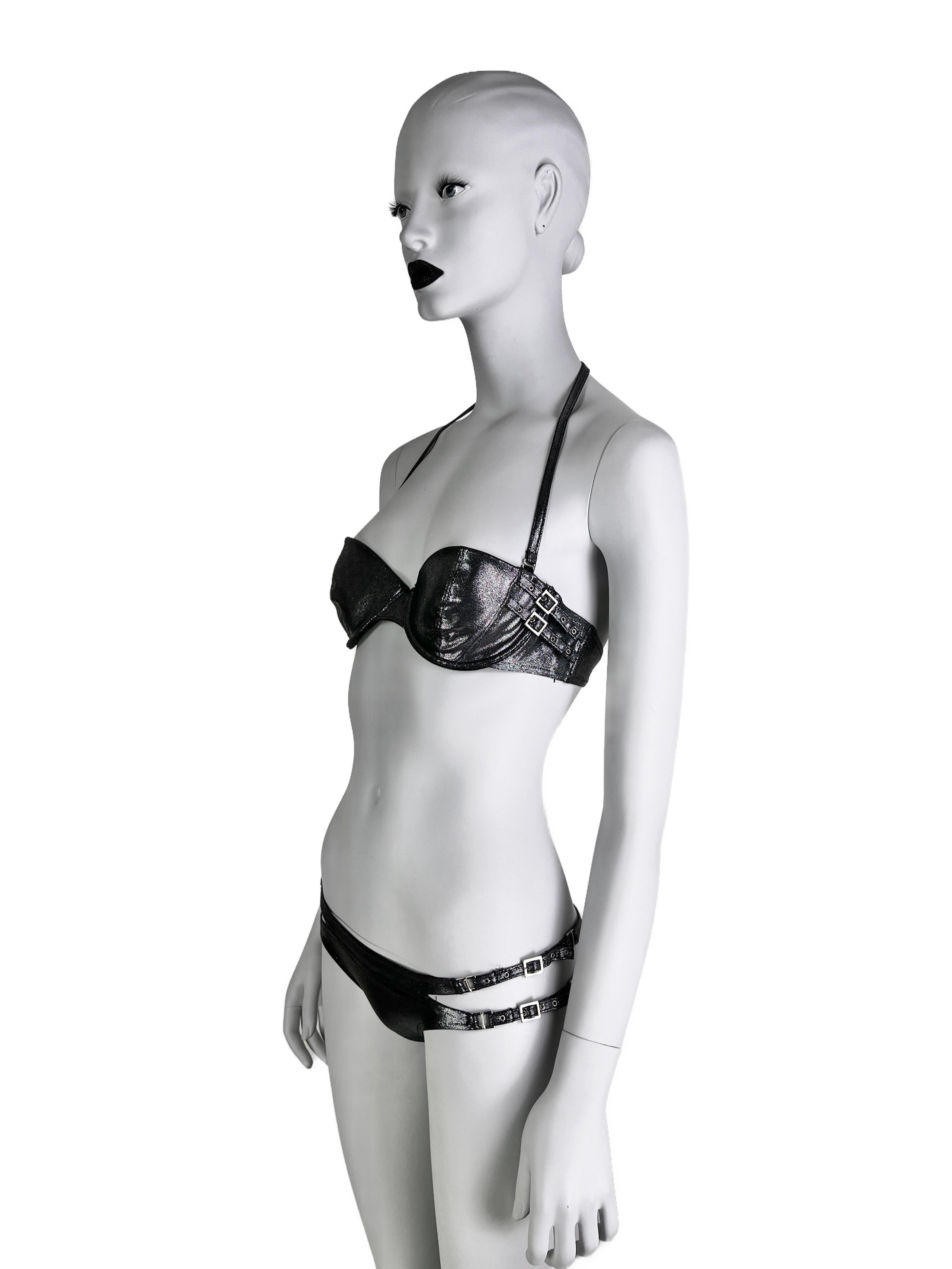Dior by John GallianoSpring 2004 Metallic Wet Look Bikini mit Ausschnitt im Metallic-Look Damen im Angebot