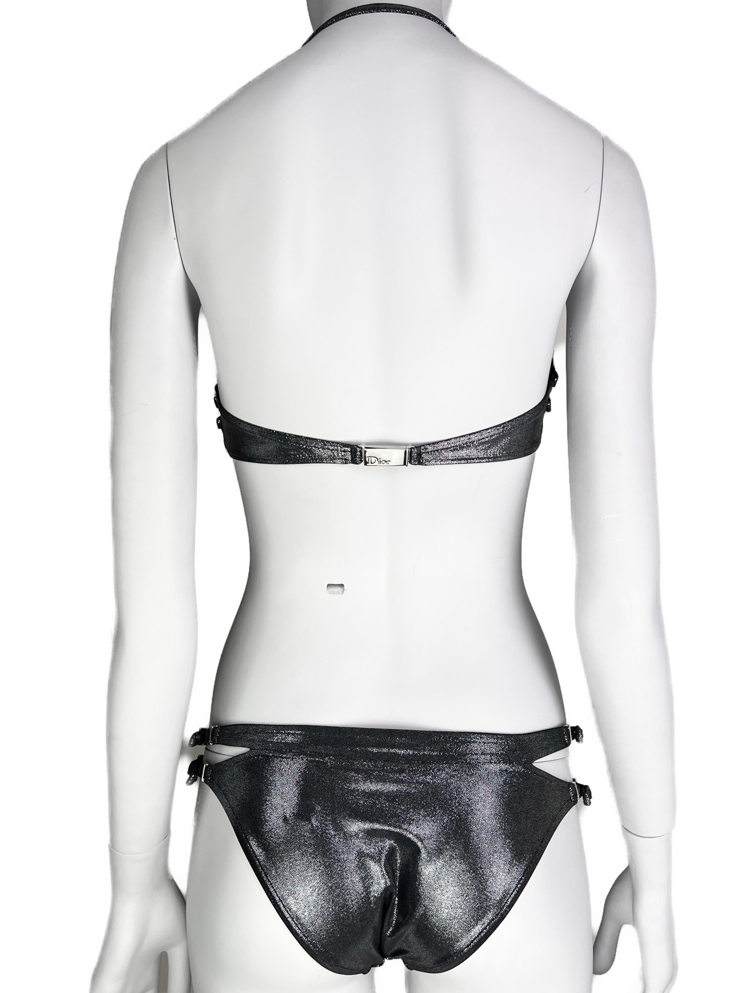 Dior by John GallianoSpring 2004 Metallic Wet Look Bikini mit Ausschnitt im Metallic-Look im Angebot 4