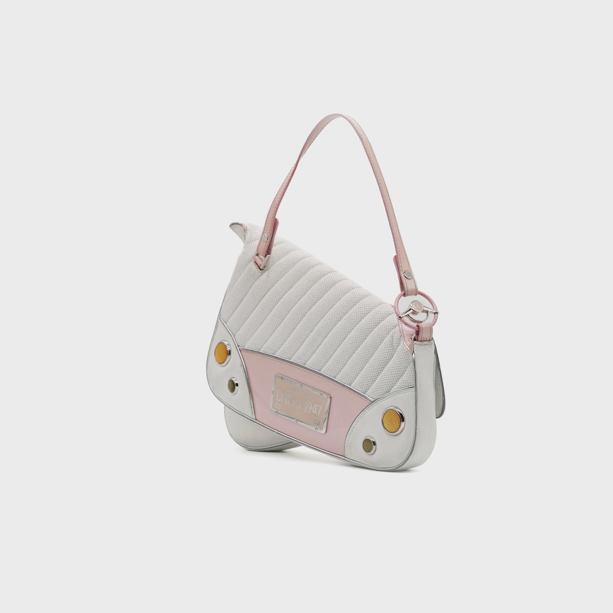 Sac à bandoulière 'Cadillac' de Dior, cuir rose/blanc, John Galliano, S/S 2001 en vente 4