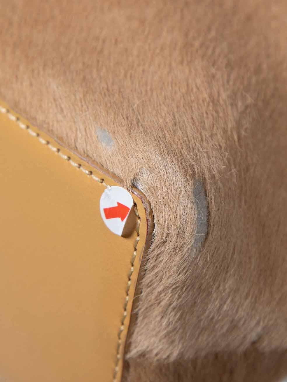 Dior Shopper-Tasche aus Kamel-Ponyhaar im Angebot 4