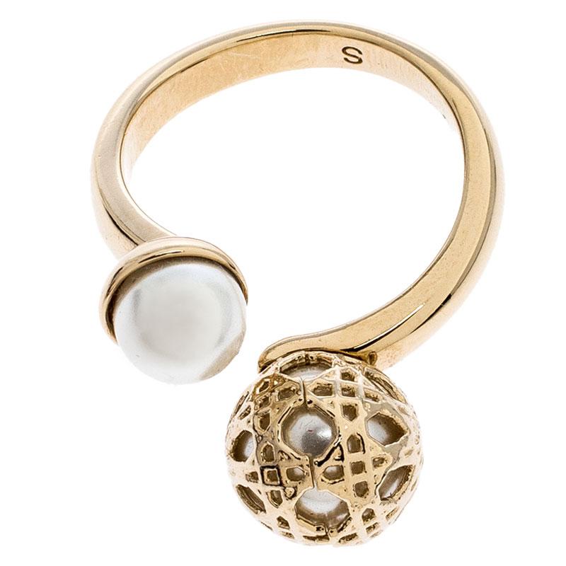 dior ring with pearl