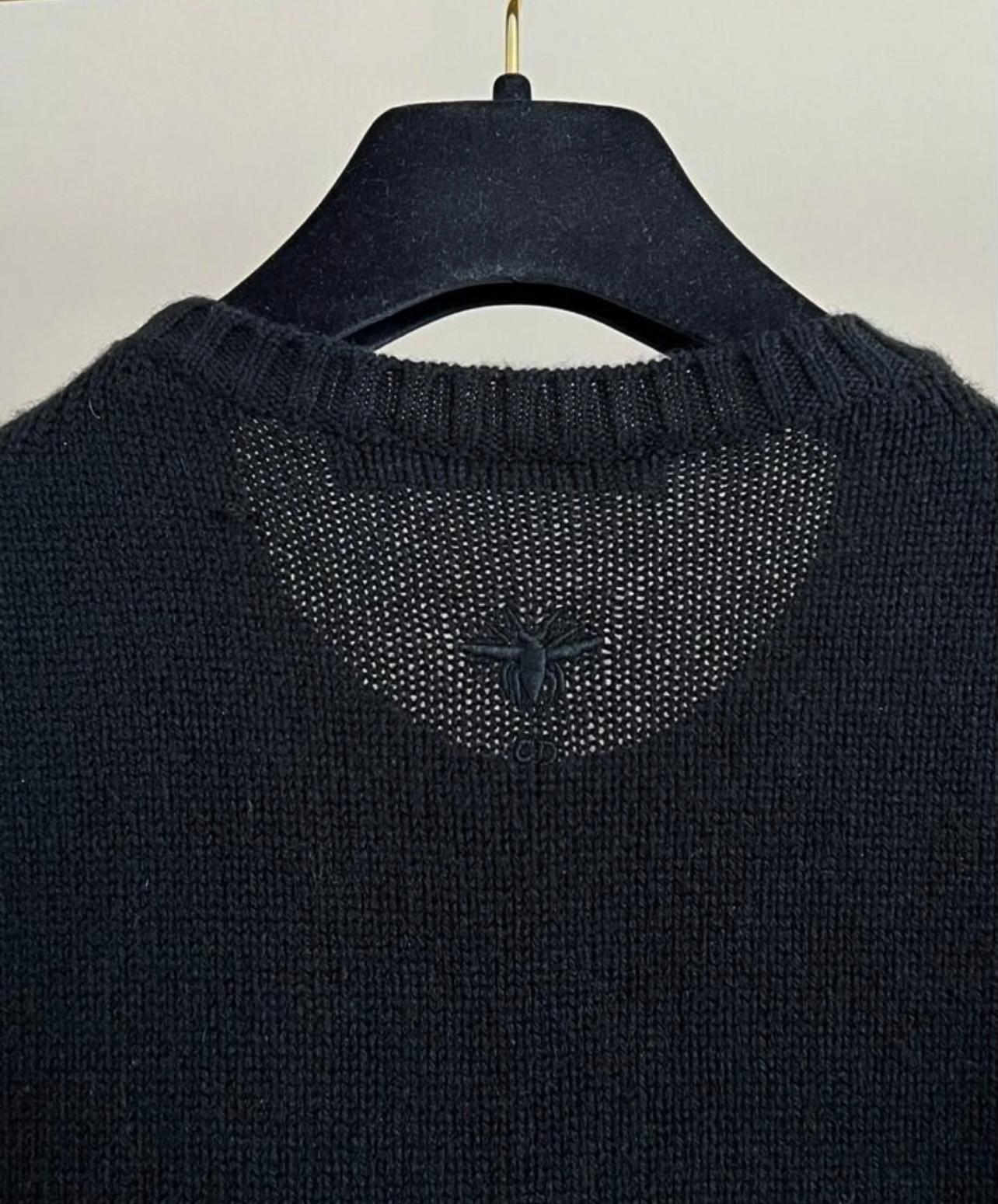 Women's or Men's Dior Cashmere Black Jumper  For Sale