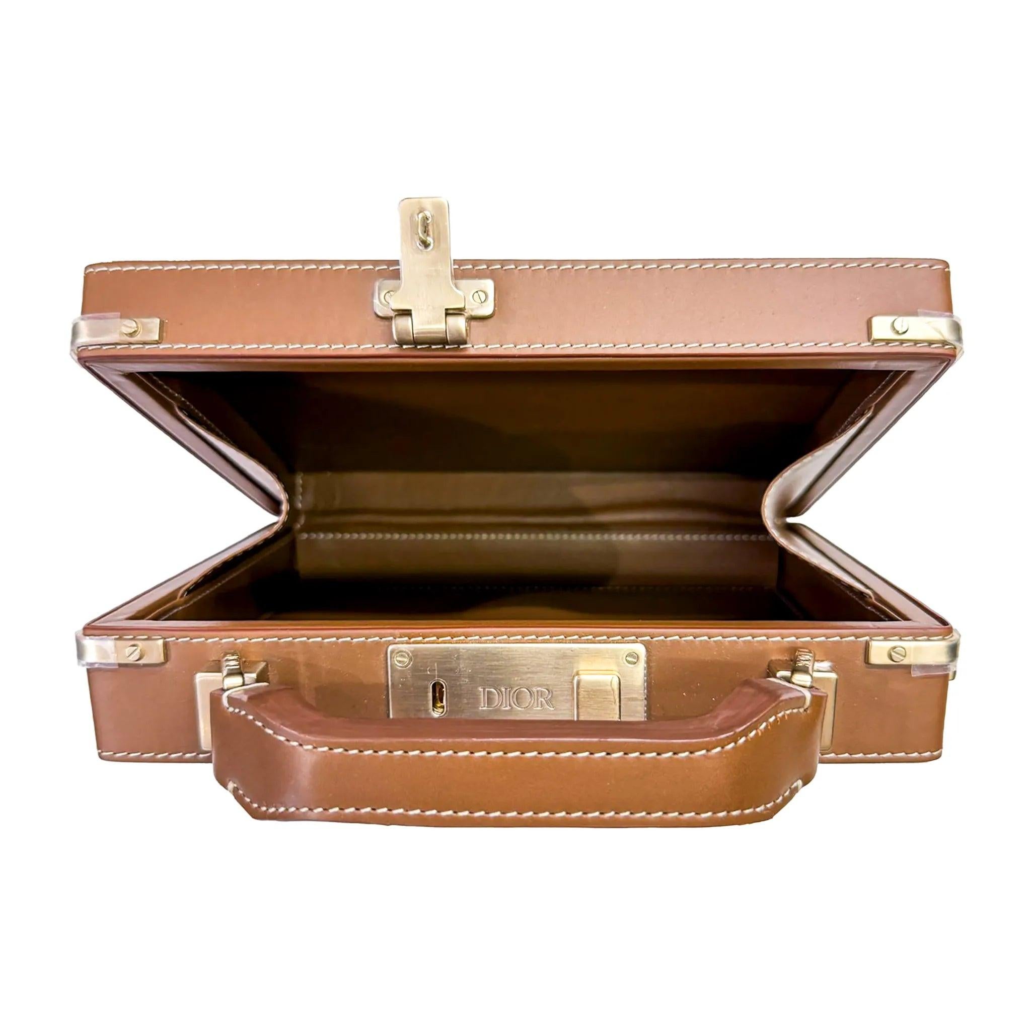 Dior CD Diamond Structured Box Bag - Toile de Dior, 1970 Inspiration en vente 1