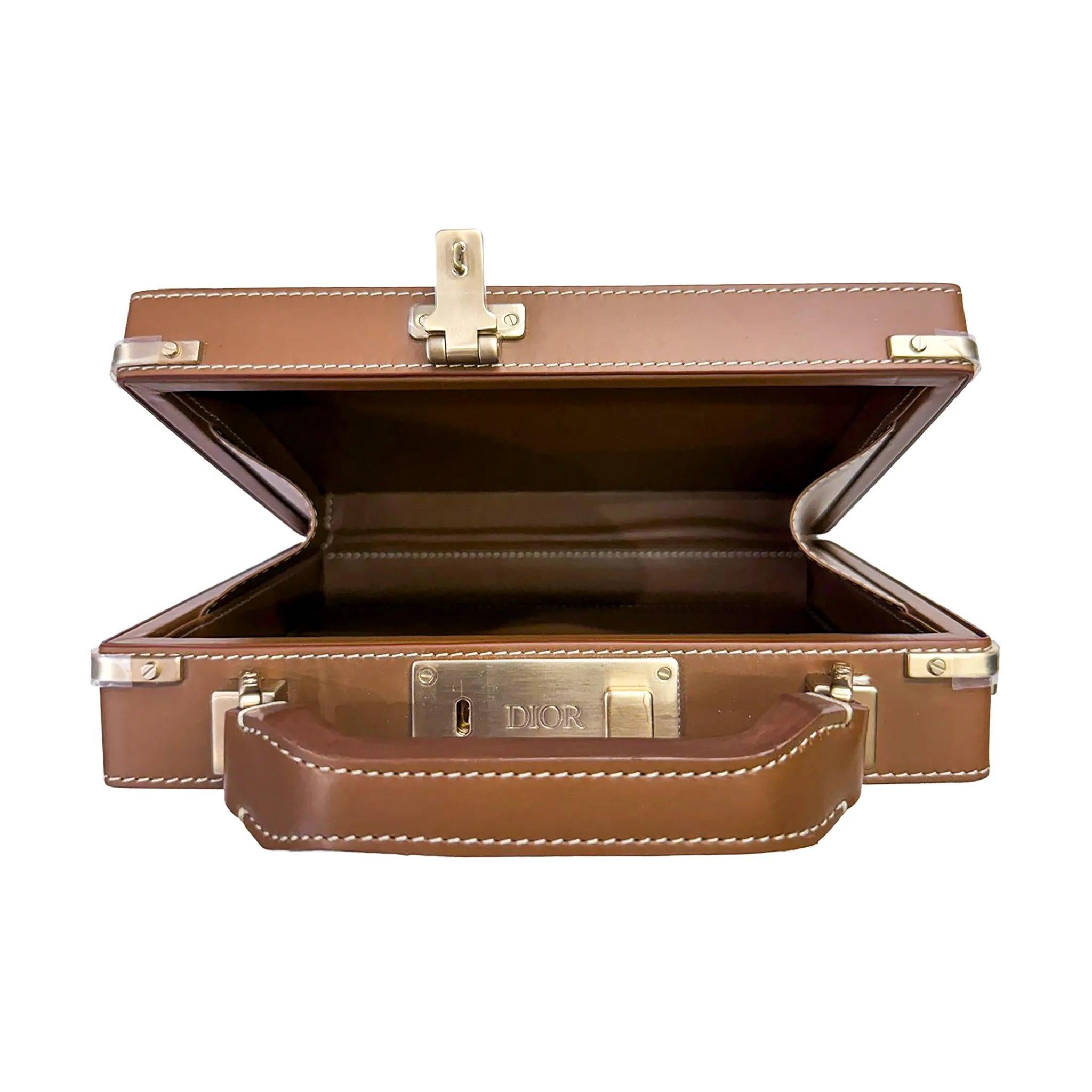 Dior CD Diamond Structured Box Bag - Toile de Dior, 1970 Inspiration en vente 3