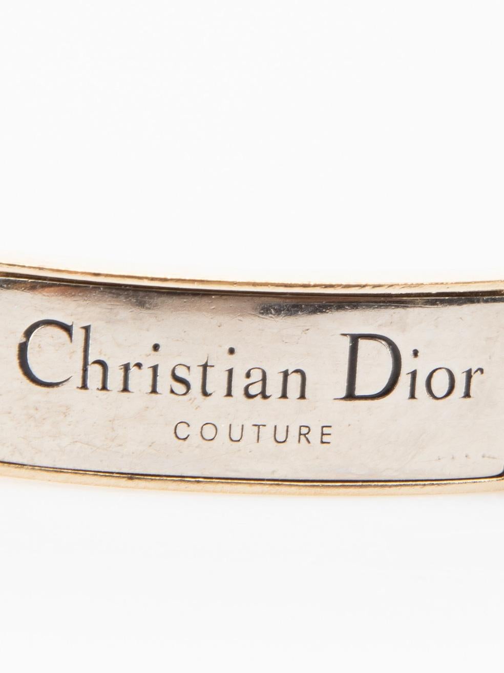 Christian Dior - Bracelet à logo en chaîne dorée Couture en vente 1