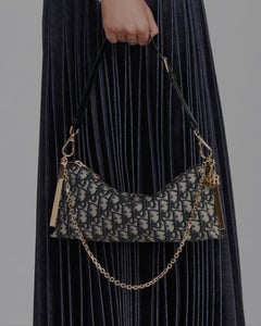 Dior Club Bag Blue Dior Oblique jacquard classic logo D.I.O.R charms, 2 straps.