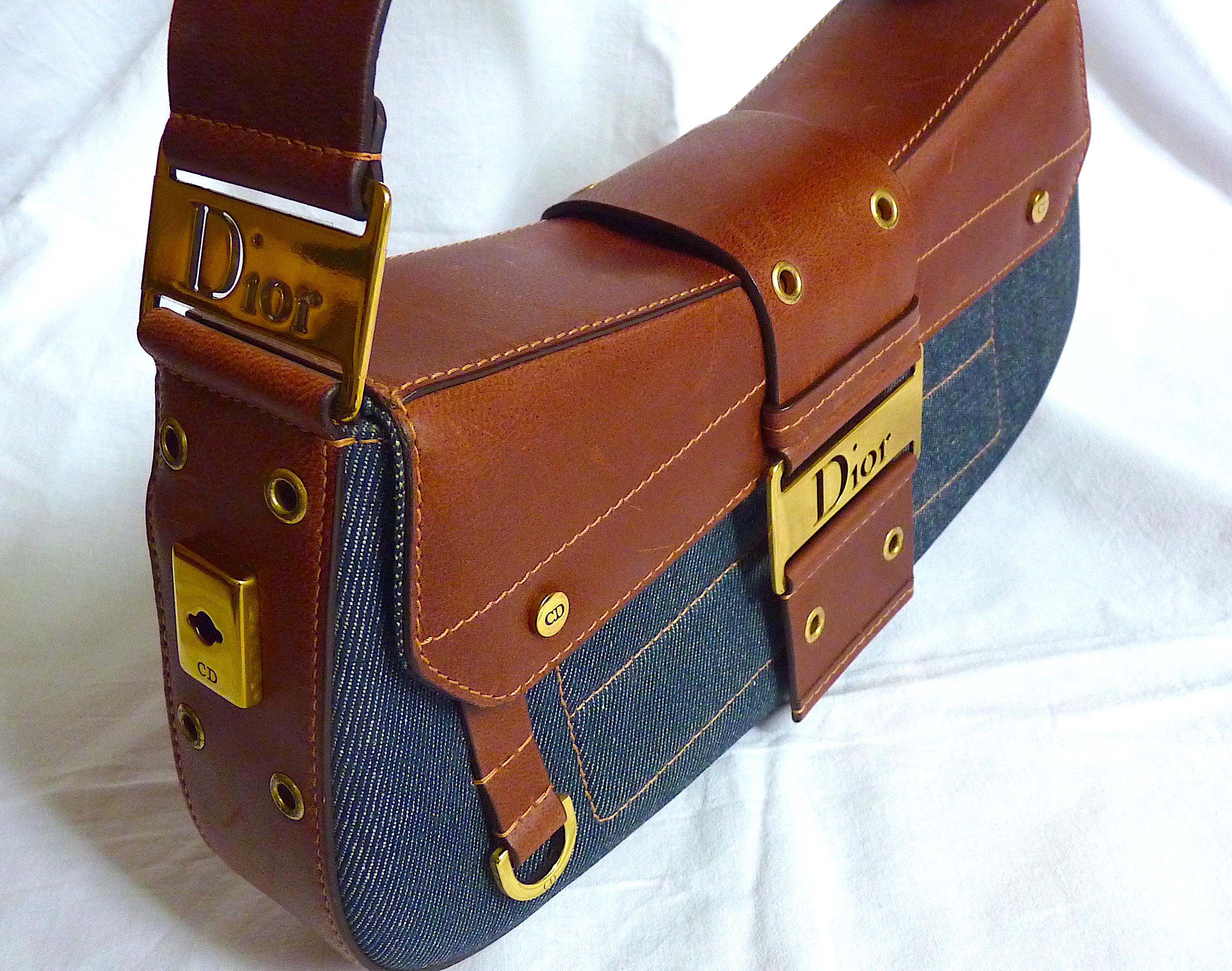 Sac Columbus vintage Christian Dior en cuir bleu de 2002 6