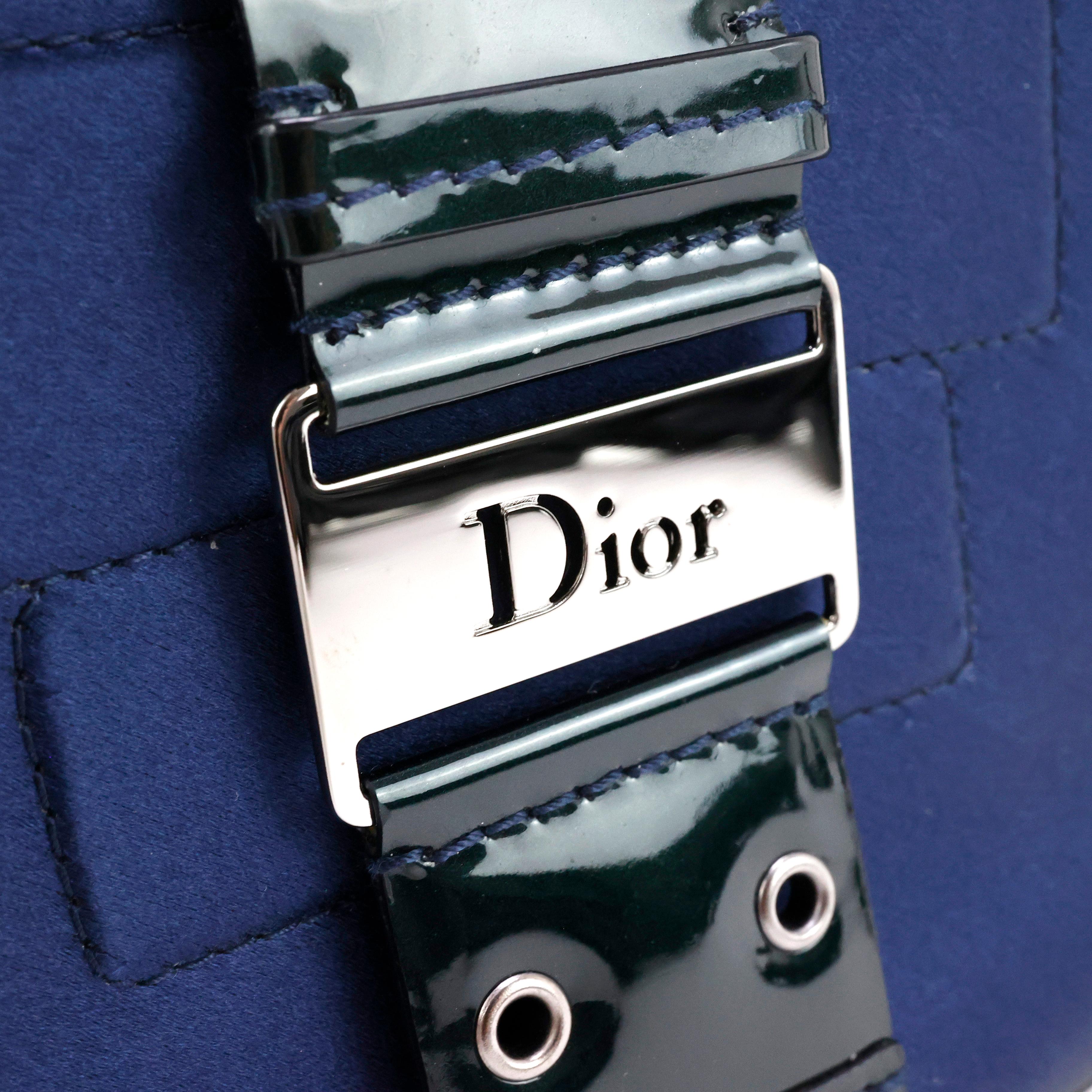Nero Mini borsa Dior Columbus in seta in vendita