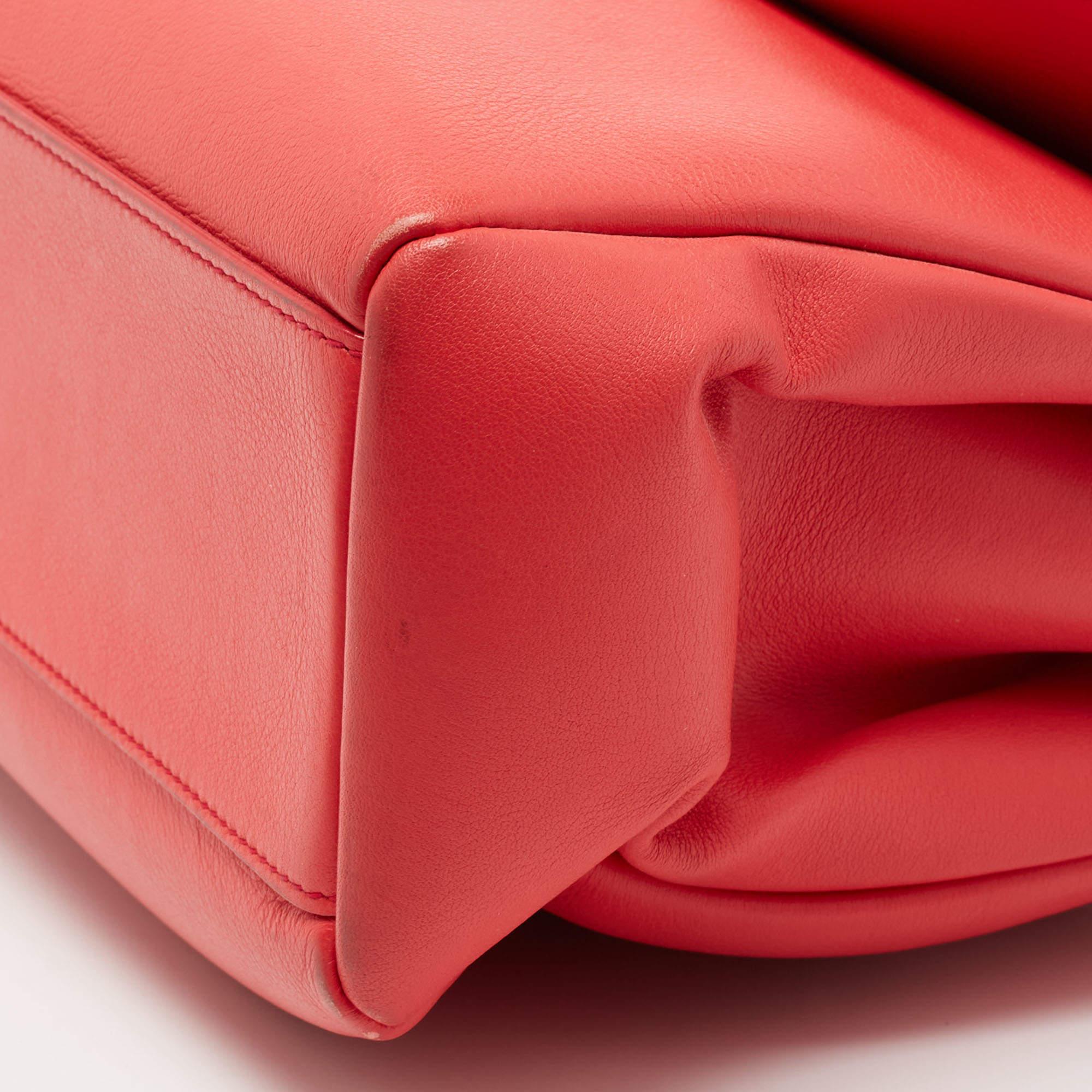 Dior - Grand sac à bandoulière en cuir orange corail 6