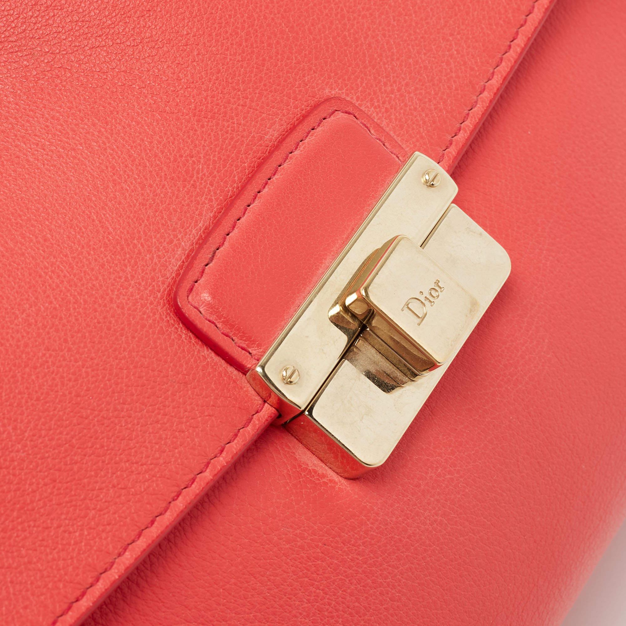 Dior - Grand sac à bandoulière en cuir orange corail 3