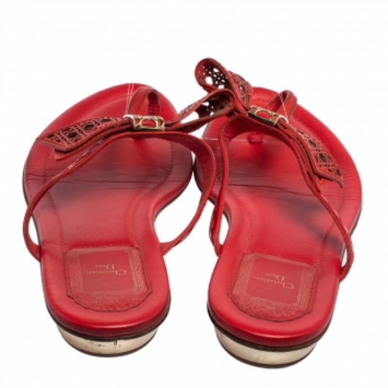 Dior - Chaussures longues à nœud cannage en cuir rouge corail, taille 37 Pour femmes en vente