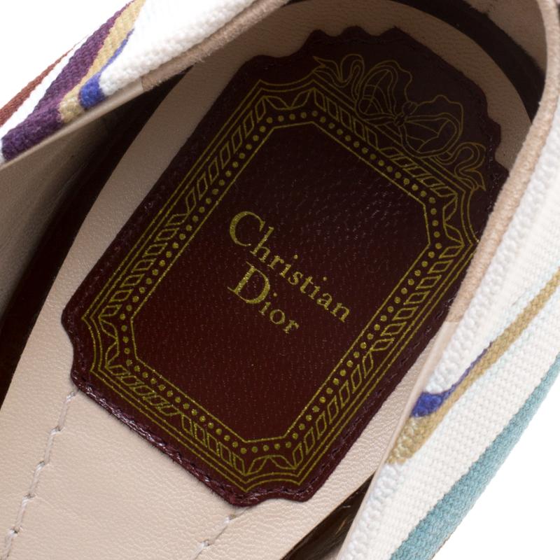 Dior Cream Abstract Print Canvas Pointed Toe Pumps Size 37.5 In Good Condition In Dubai, Al Qouz 2