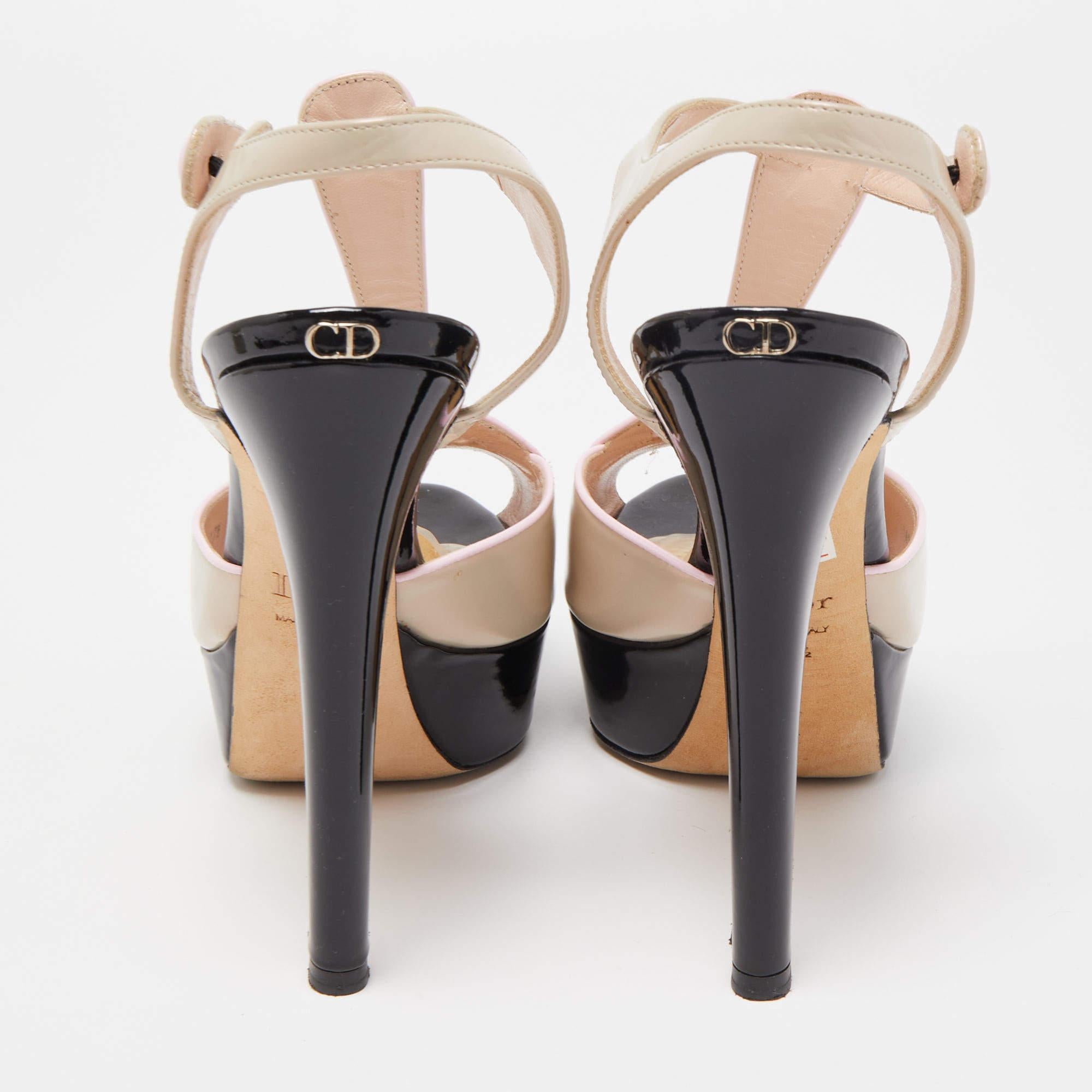 Dior Cream/Black Patent And Leather Platform Ankle Strap Sandals Size 37.5 For Sale 4