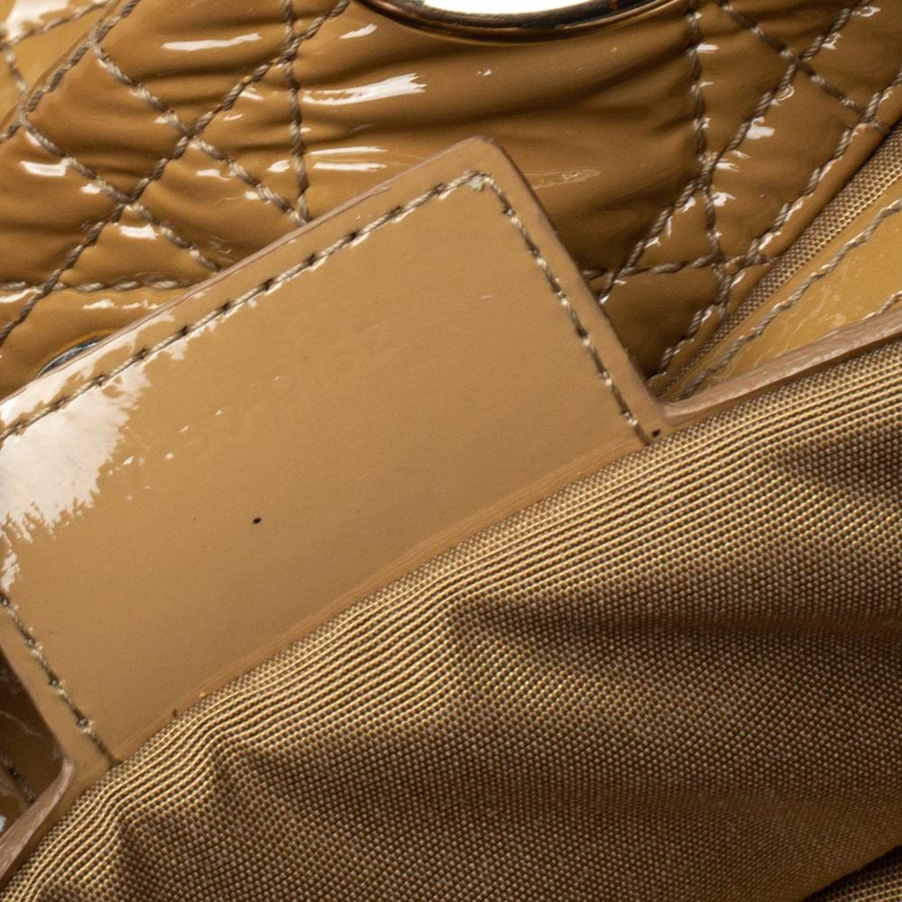 Dior Cream Cannage Patent Leather Soft Lady Dior Shopper Tote In Fair Condition In Dubai, Al Qouz 2