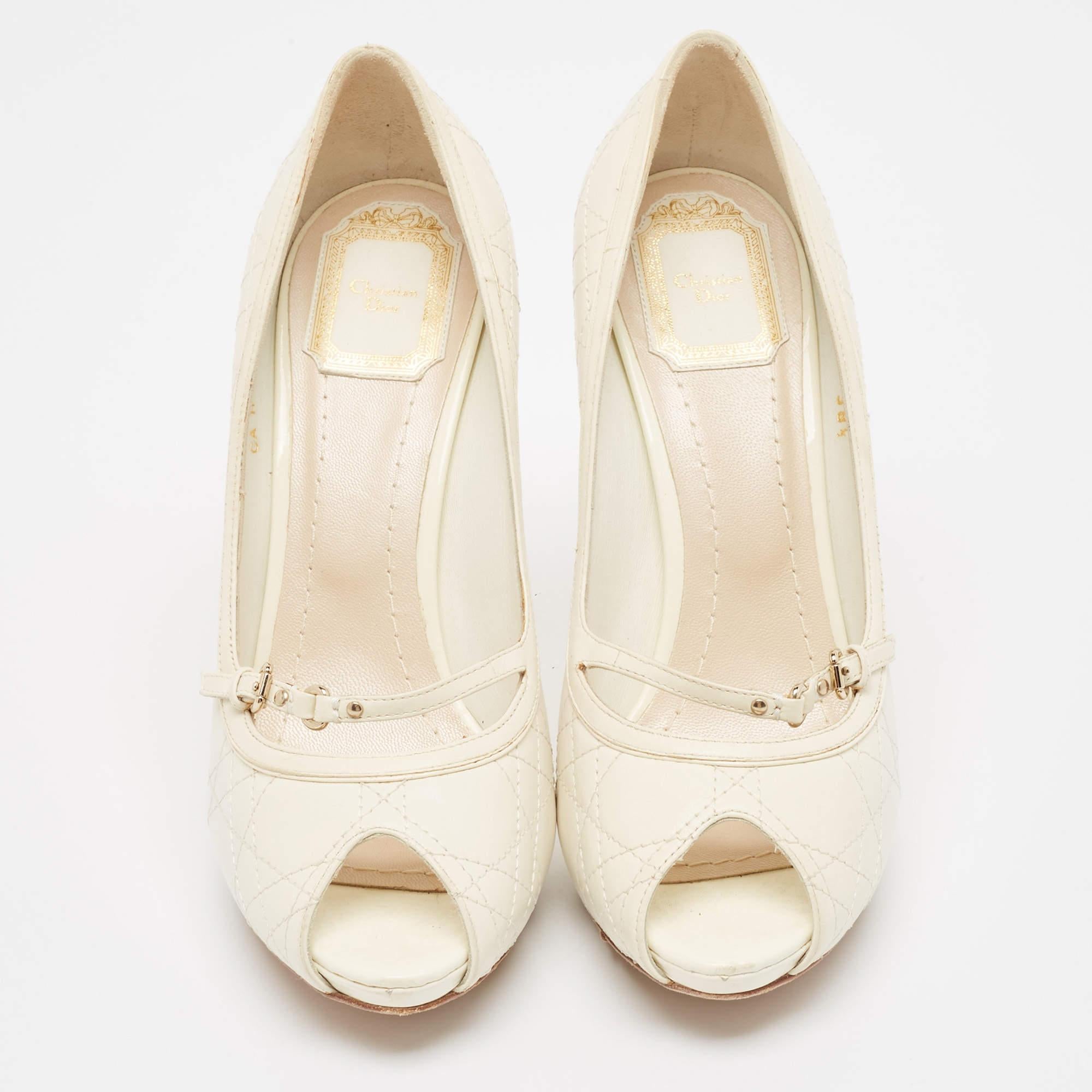 Beige Dior Cream Leather Peep Toe Pumps Size 38.5 For Sale