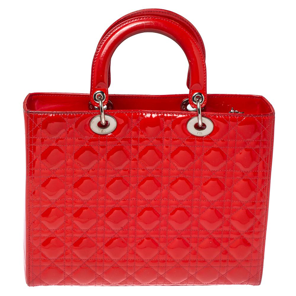 Dior Crimson Red Cannage Große Lady Dior Tote aus Lackleder (Rot)