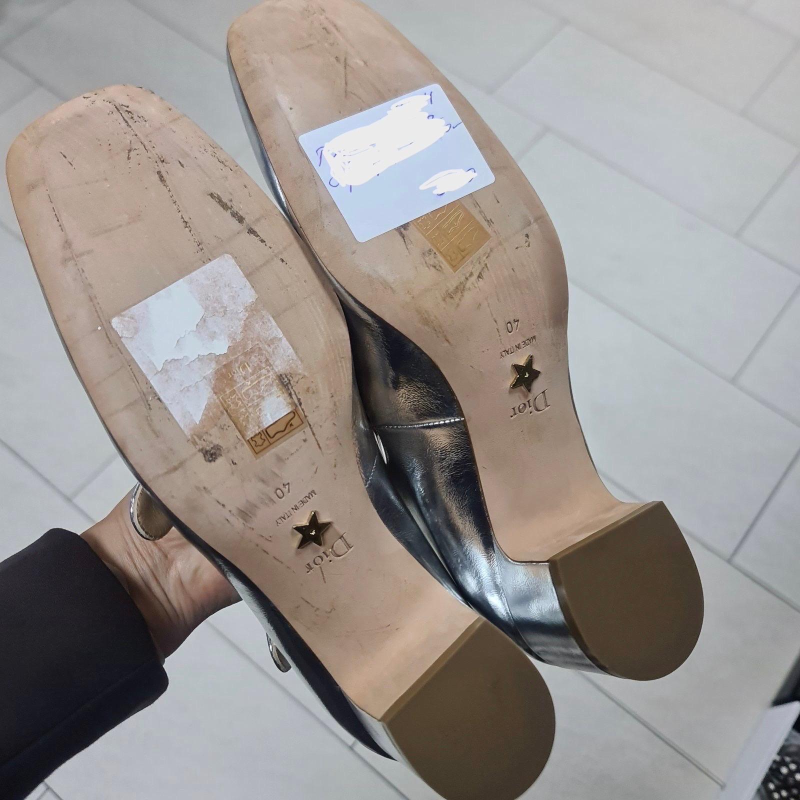 Escarpins en cuir laminé D-Doll de Dior - Taille 40 en vente 3