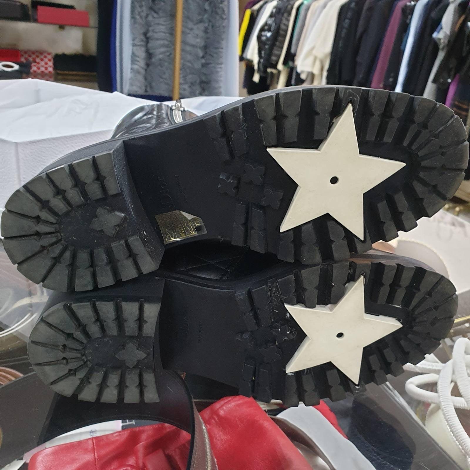 DIOR D-LEADER Cannage gesteppte Leder Kampfstiefel - 39 im Zustand „Gut“ im Angebot in Krakow, PL