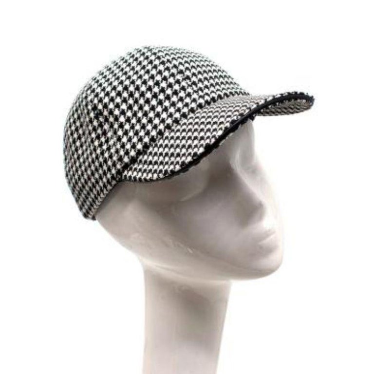 Dior D-Player Houndstooth Baseball Cap - Size 56 For Sale at  display picture 1