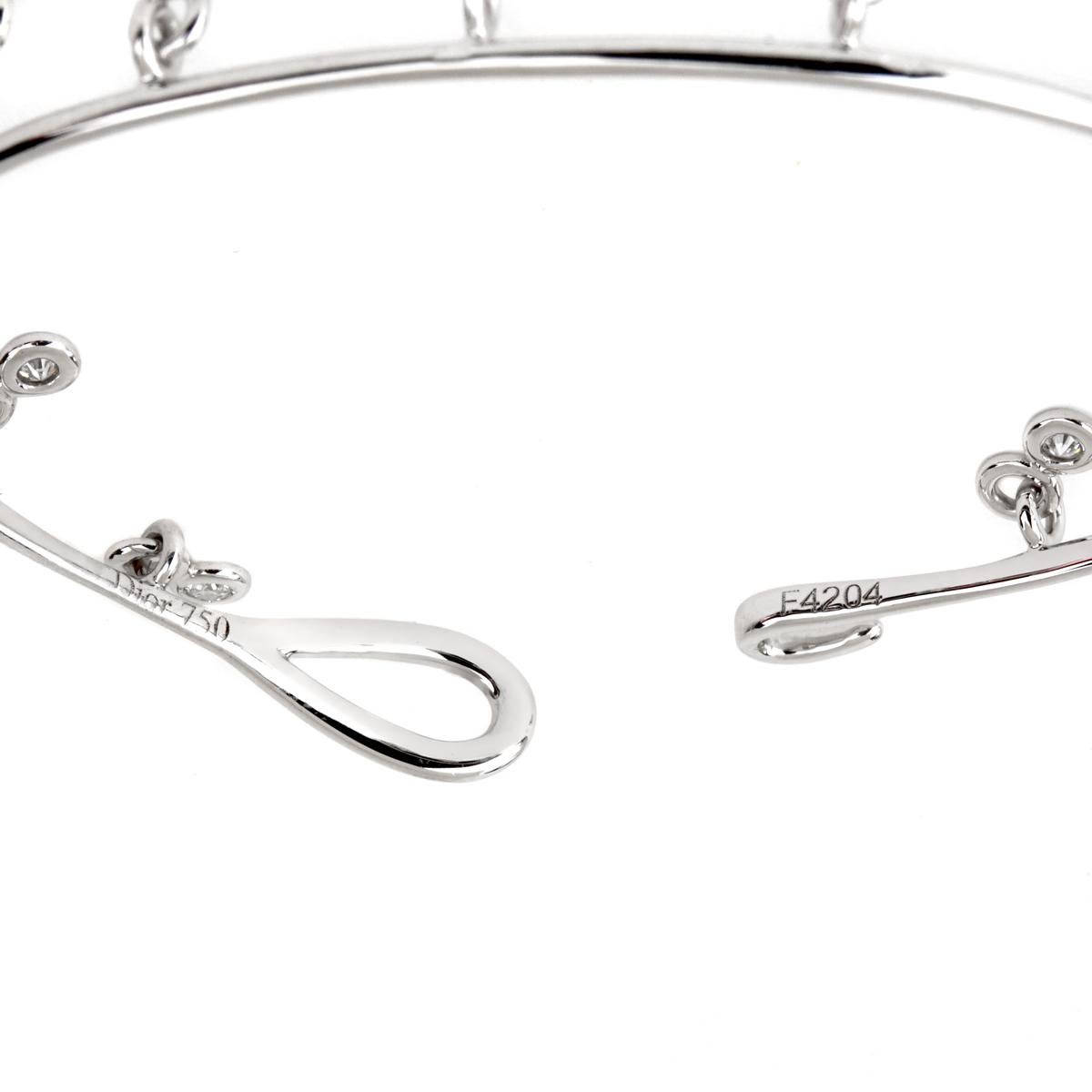 Dior Bracelet jonc en diamants pendants Excellent état - En vente à Feasterville, PA