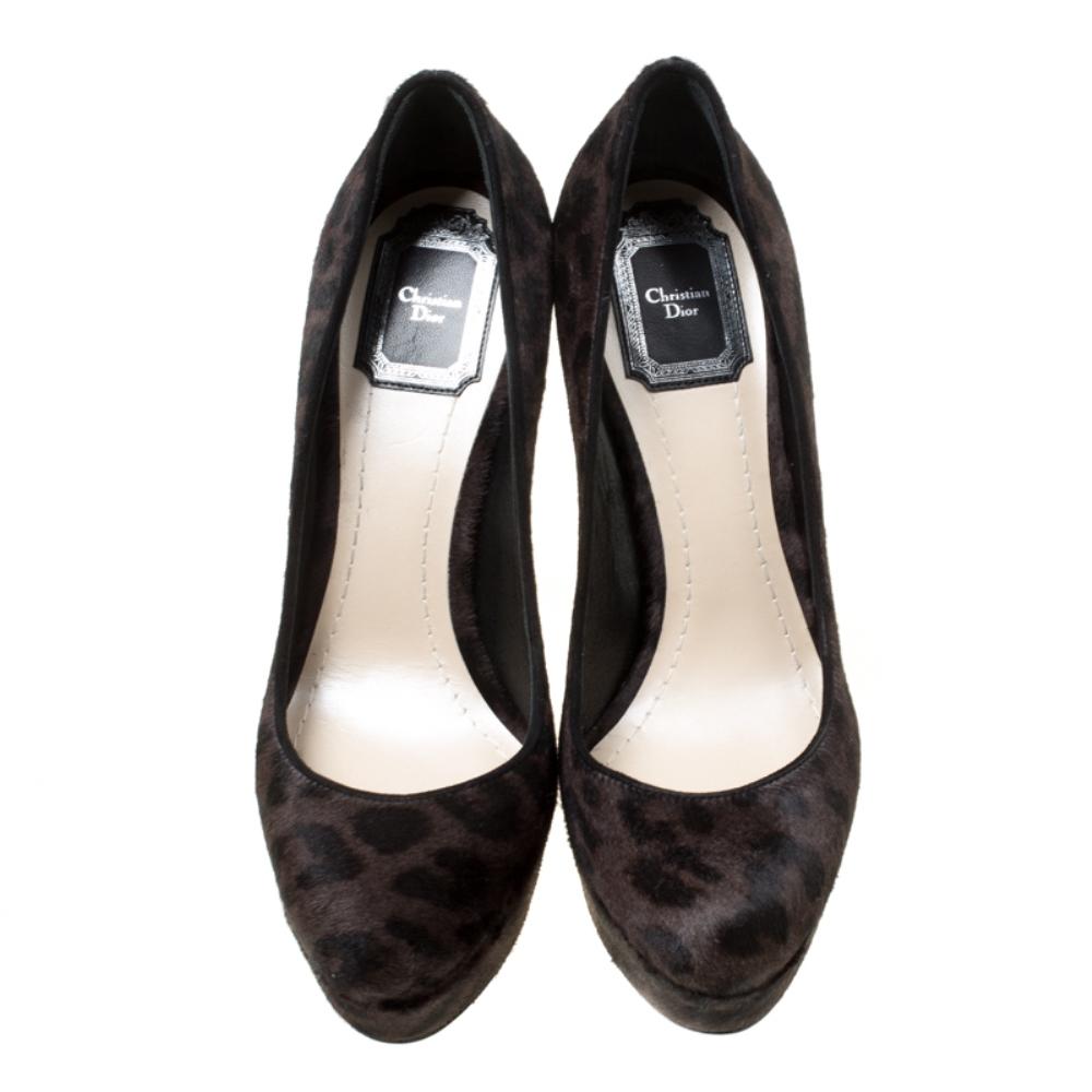 These pumps from Dior are simply irresistible and they wait for you to wear them. The gorgeous dark brown pumps are crafted from leopard printed calf hair and feature almond toes. They come equipped with leather lined insoles, 13.5 cm heels that are