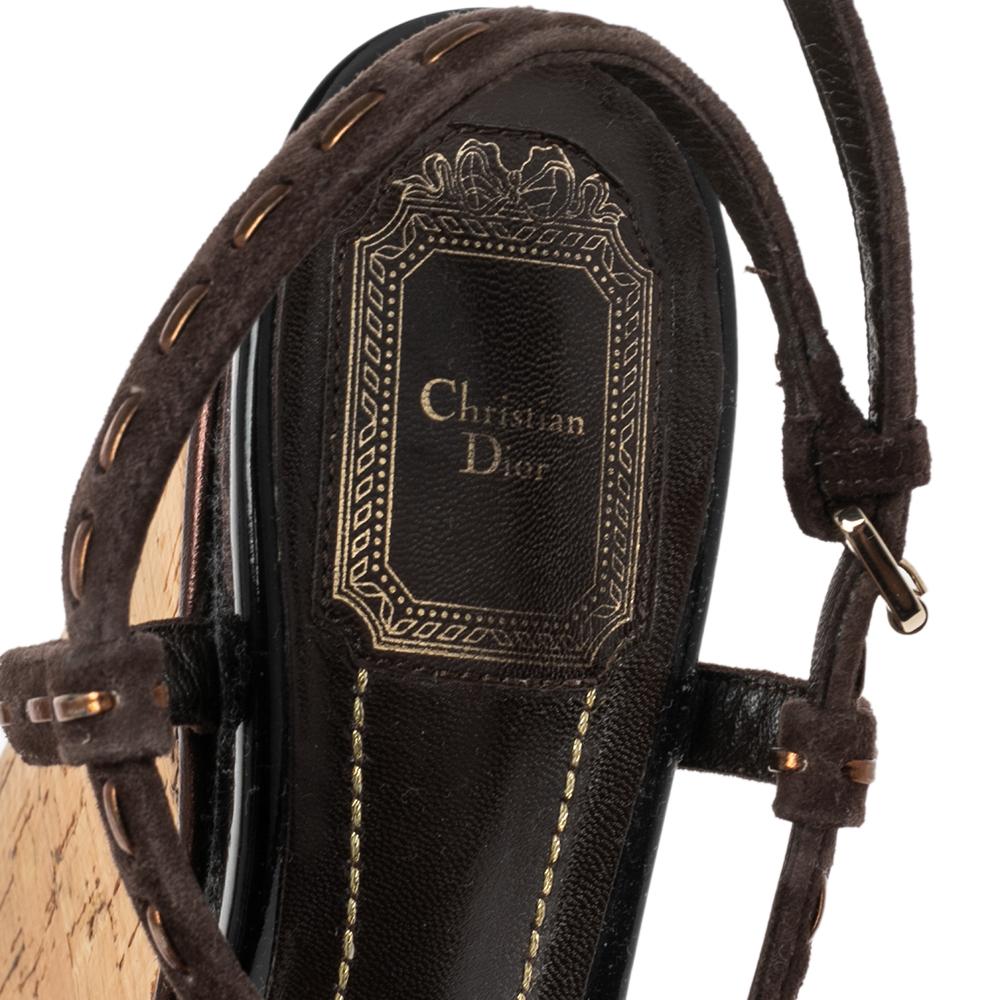 De las mujeres Sandalias de cuña Dior Antica de ante y charol marrón oscuro talla 37.5