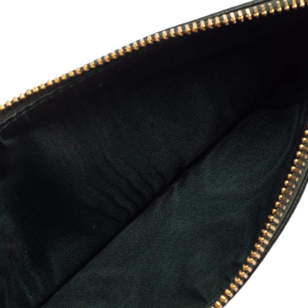 Dior: astuccio piatto con zip in pelle verde scuro 2