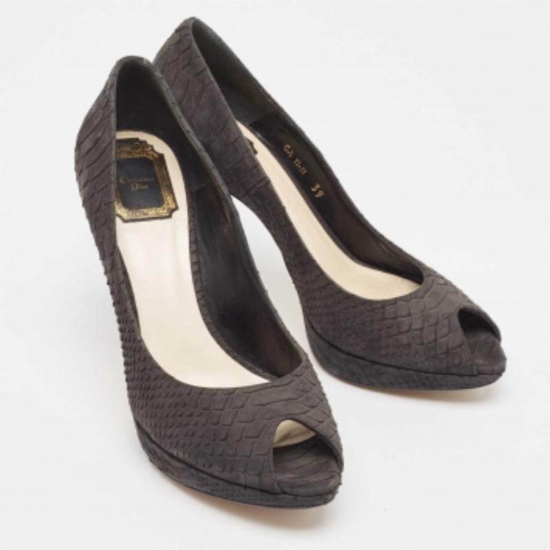 Dior Dunkel Grau Python Geprägtes Leder Miss Dior Peep Toe Pumps Größe 39 im Zustand „Gut“ im Angebot in Dubai, Al Qouz 2