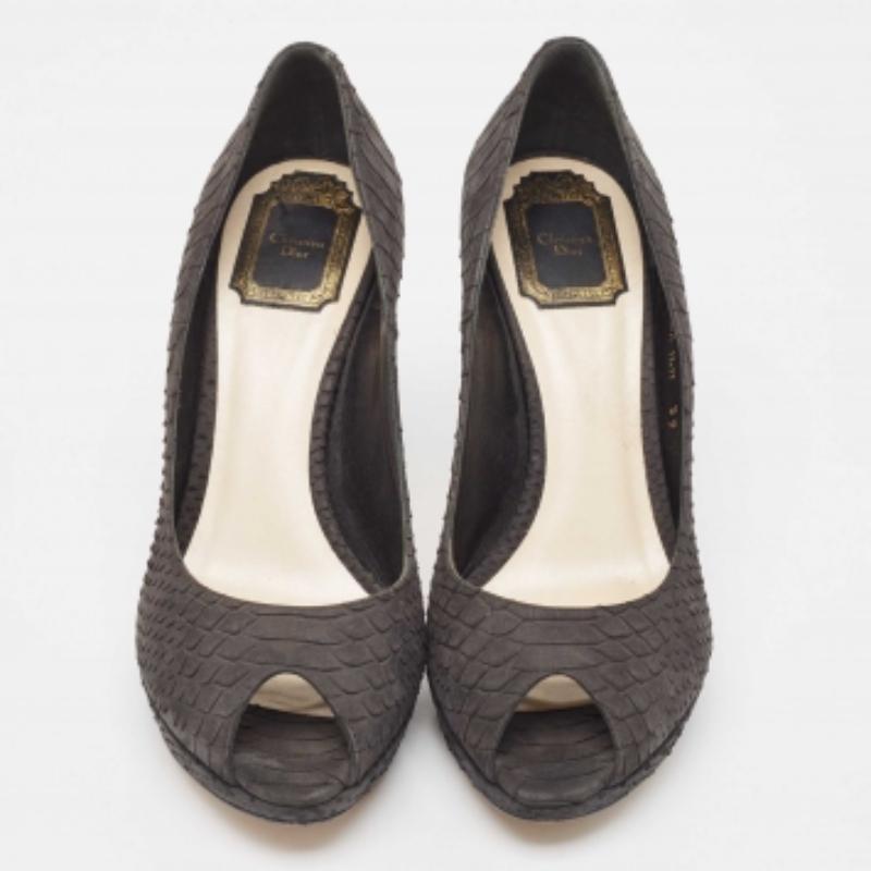 Dior Dunkel Grau Python Geprägtes Leder Miss Dior Peep Toe Pumps Größe 39 Damen im Angebot