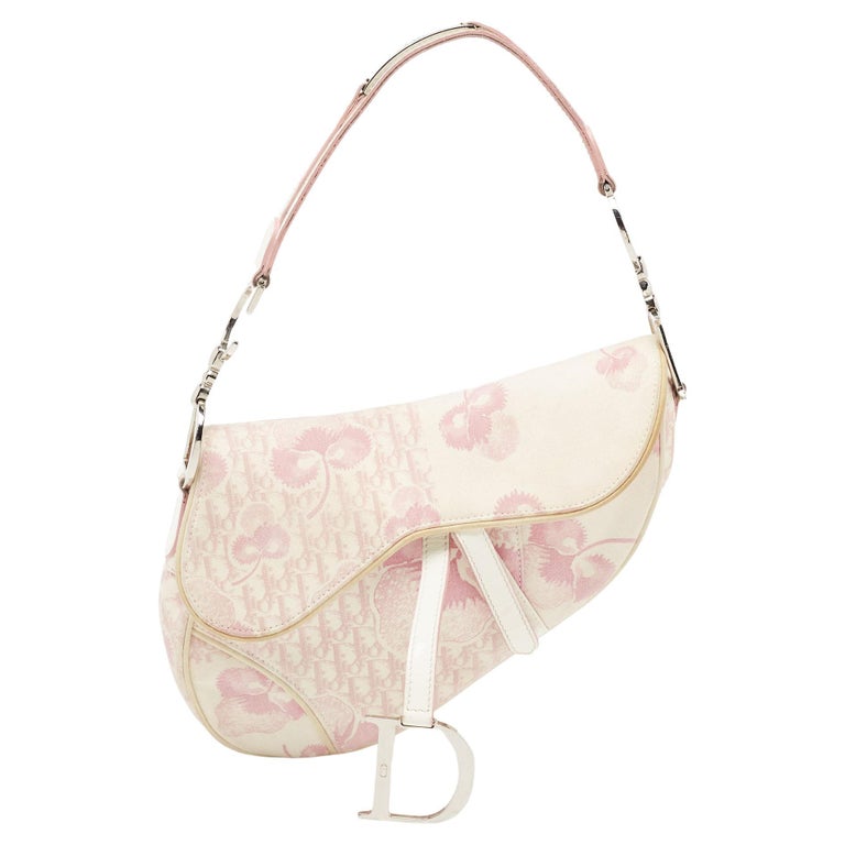 Dior Satteltasche aus bedrucktem Segeltuch und Lackleder in Dunkelrosa/Weiß  bei 1stDibs