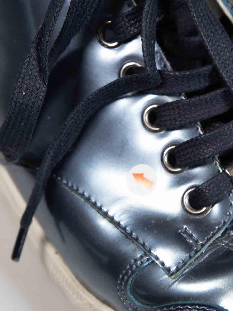 Dior Homme Blaue Lack-Hi-Top-Turnschuhe Größe IT 42 im Angebot 4