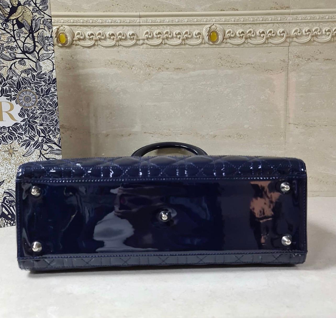Dior Dior Navy Blue Patent Leather Large Lady Dior Tote In Good Condition In Krakow, PL
