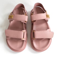 Sandales DiorAct Dad en cuir matelassé rose des années 2010 pour femme