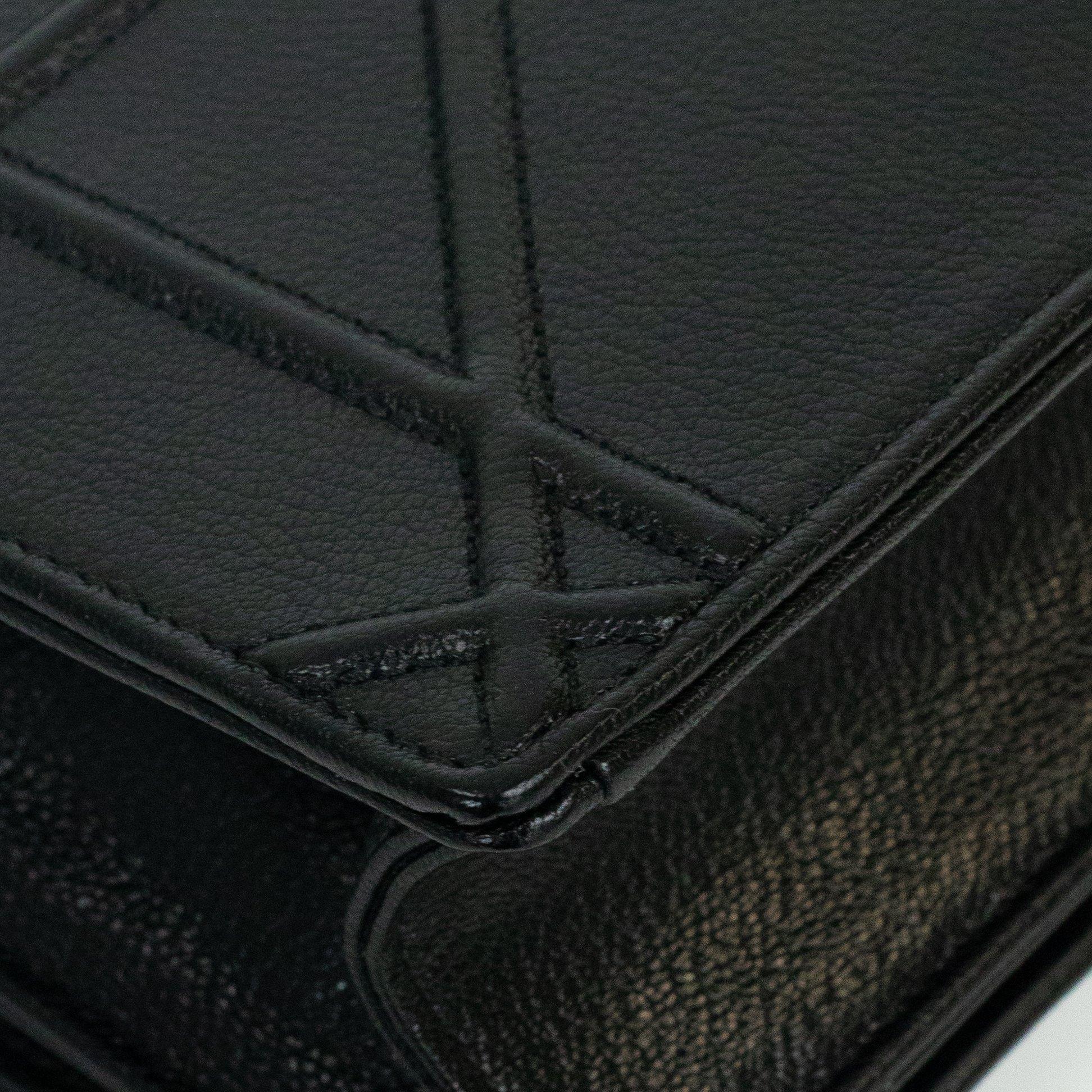 DIOR Diorama Shoulder bag in Black Leather For Sale 5