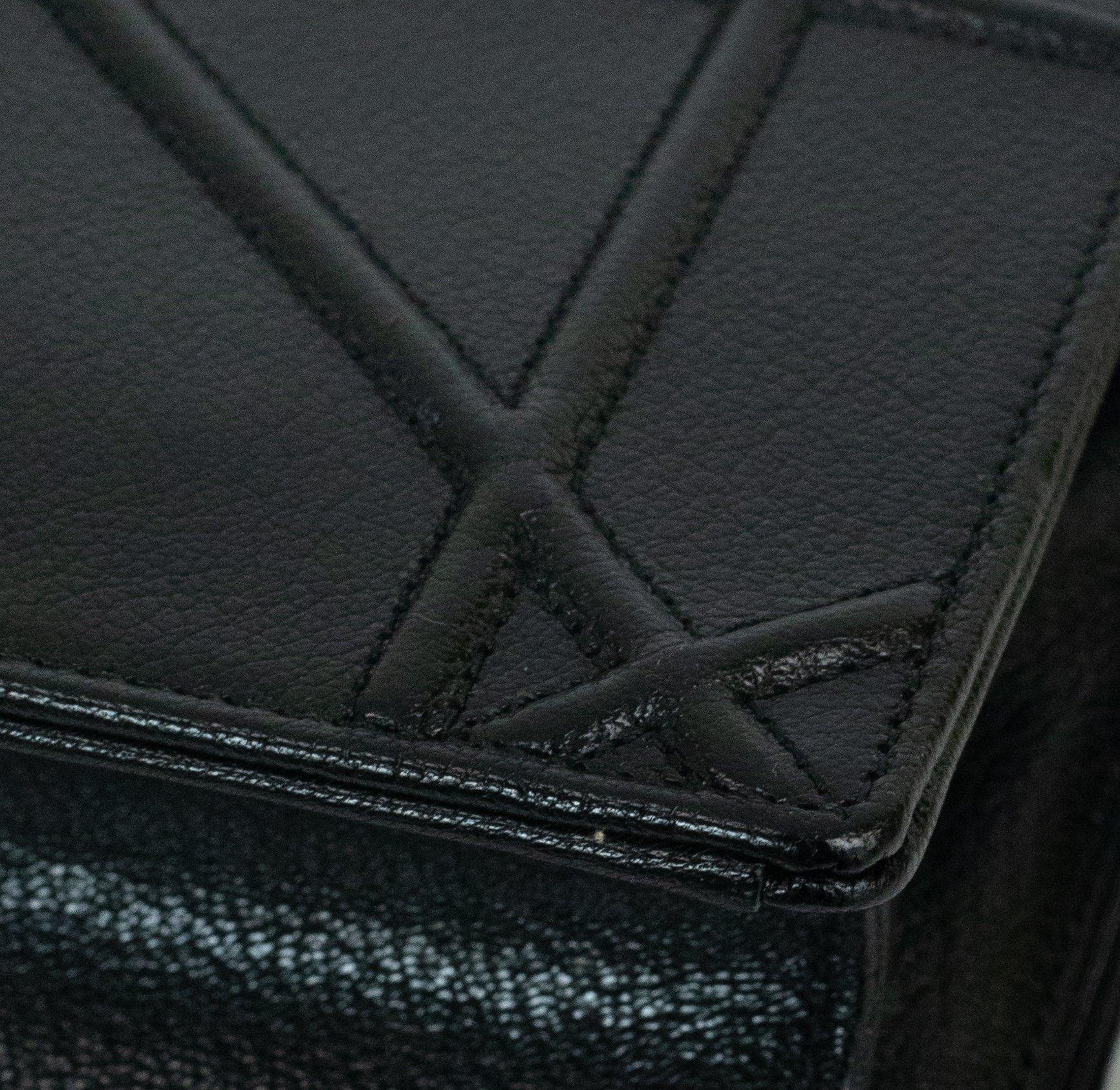 DIOR Diorama Shoulder bag in Black Leather For Sale 6